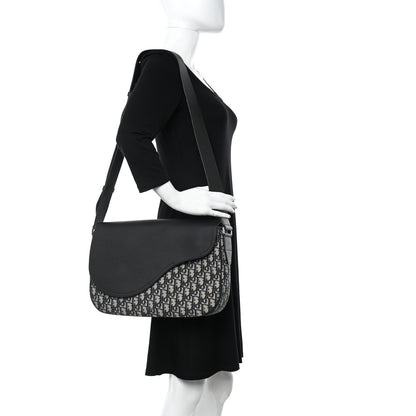 Christian Dior Grained Calfskin Oblique Saddle Messenger Black 2 of 10