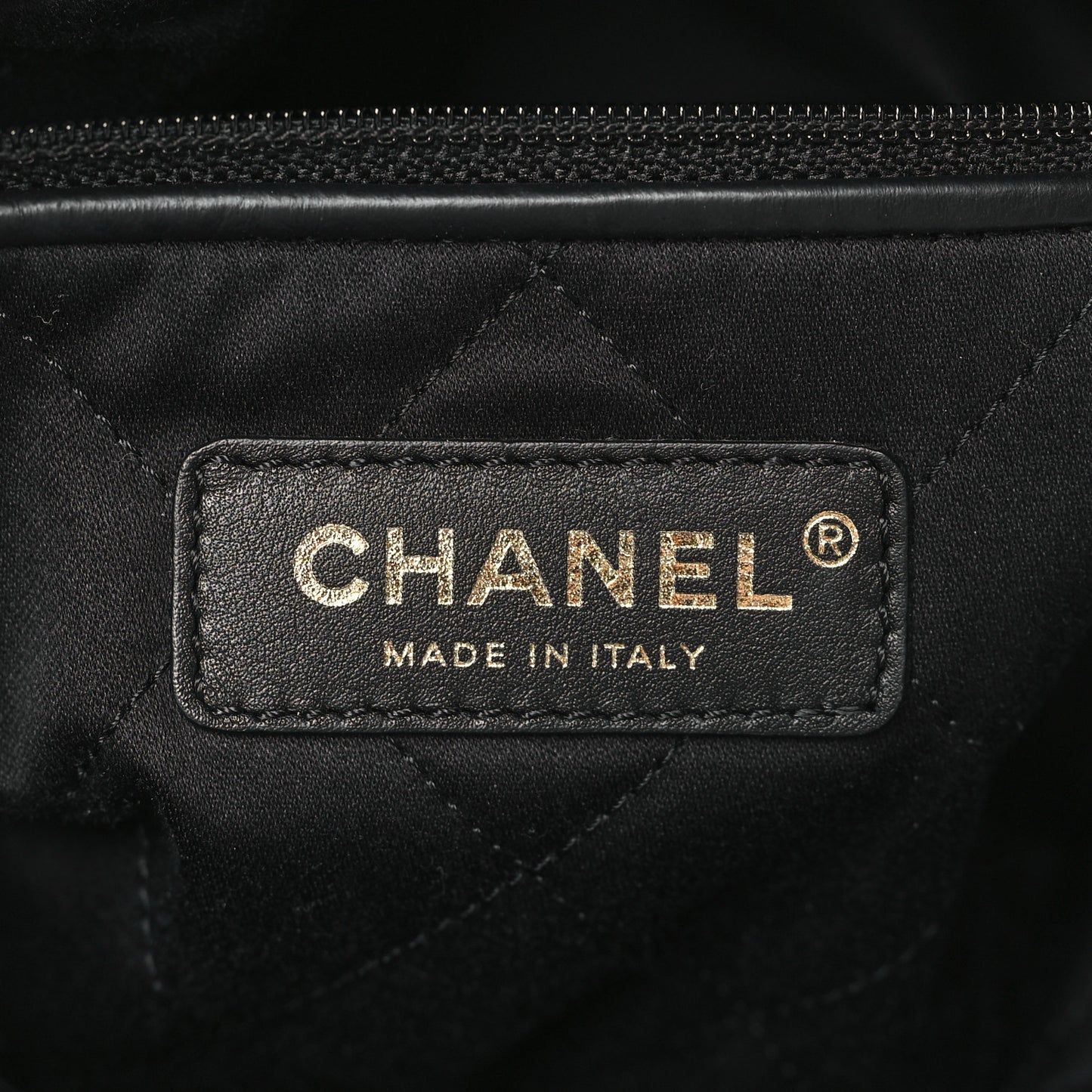 Shiny Calfskin Quilted Chanel 22 Backpack Black
