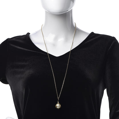 Christian Dior Resin Pearl Moon Stellaire Necklace Gold 2 of 7