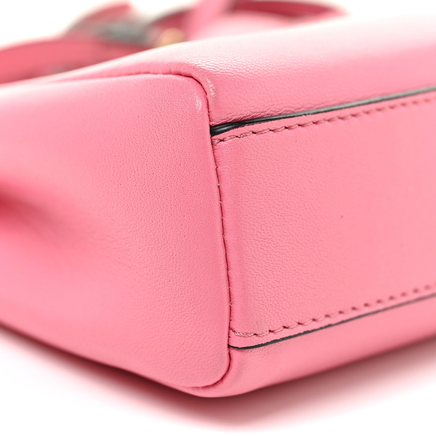 Shiny Nappa Micro Peekaboo Iconic Satchel Rosa Fluo