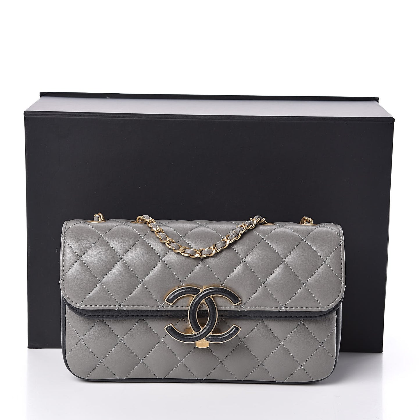 Lambskin Quilted Small Enamel CC Flap Grey Dark Navy