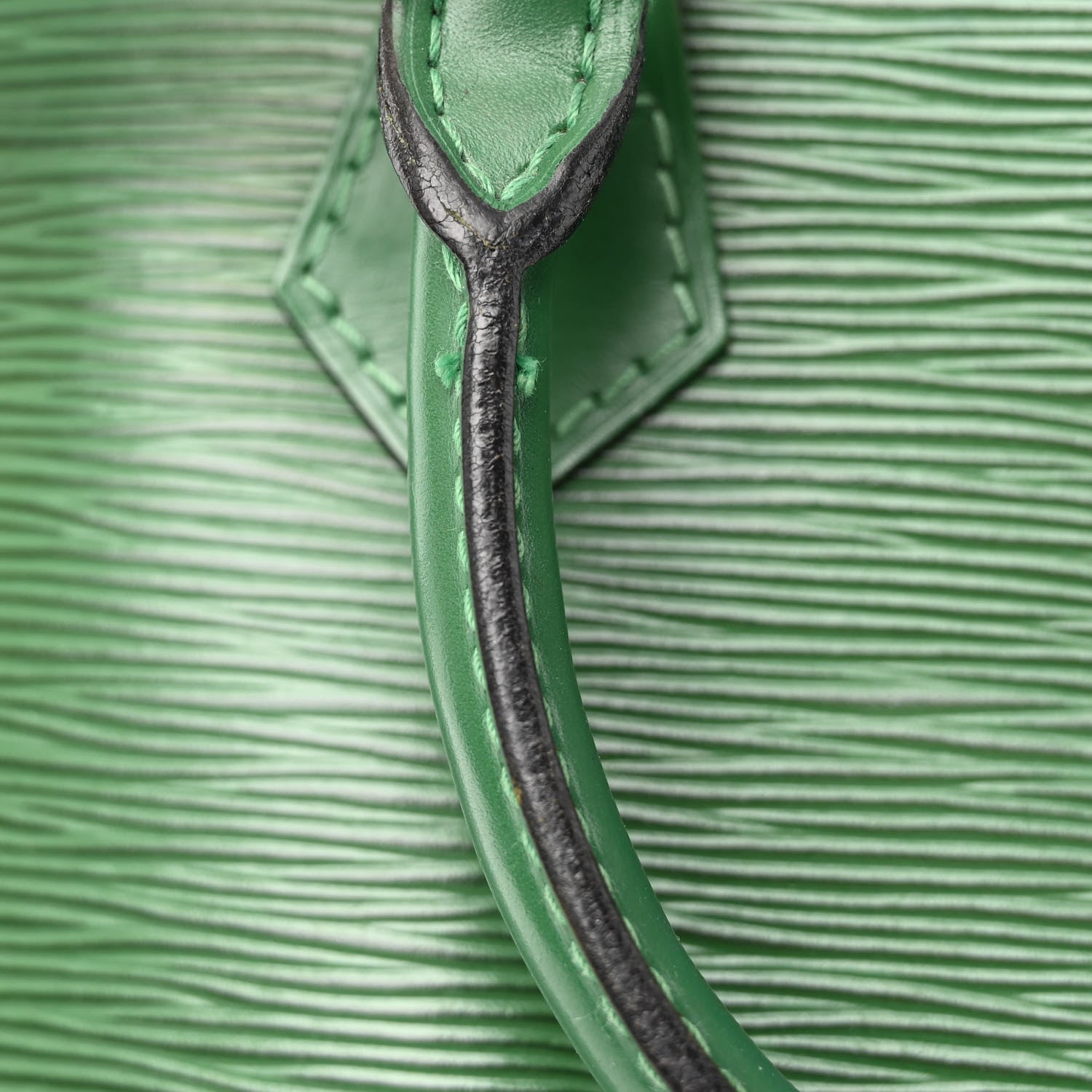 Louis Vuitton Epi Alma PM Borneo 12 of 13