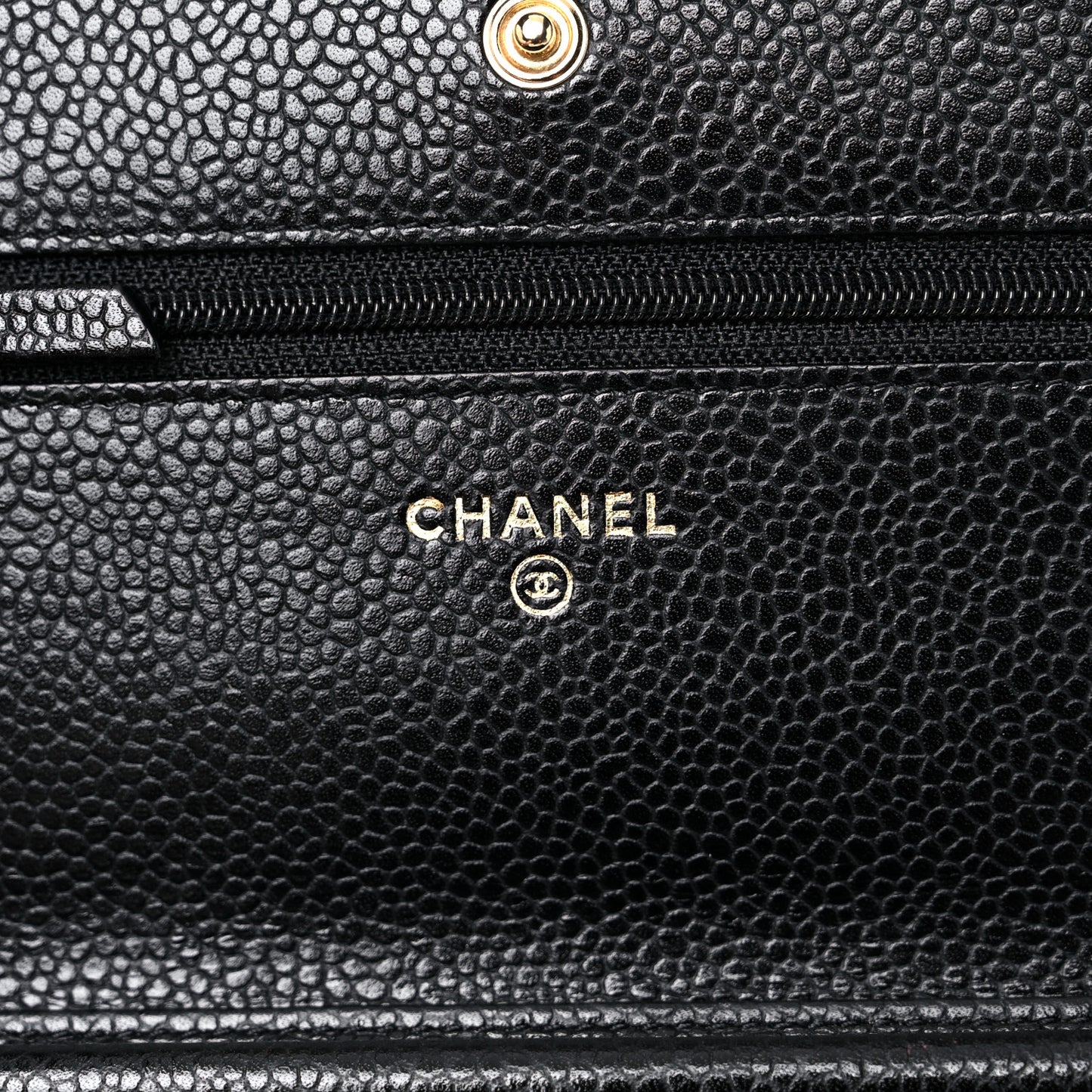 Caviar Quilted Wallet On Chain WOC Black