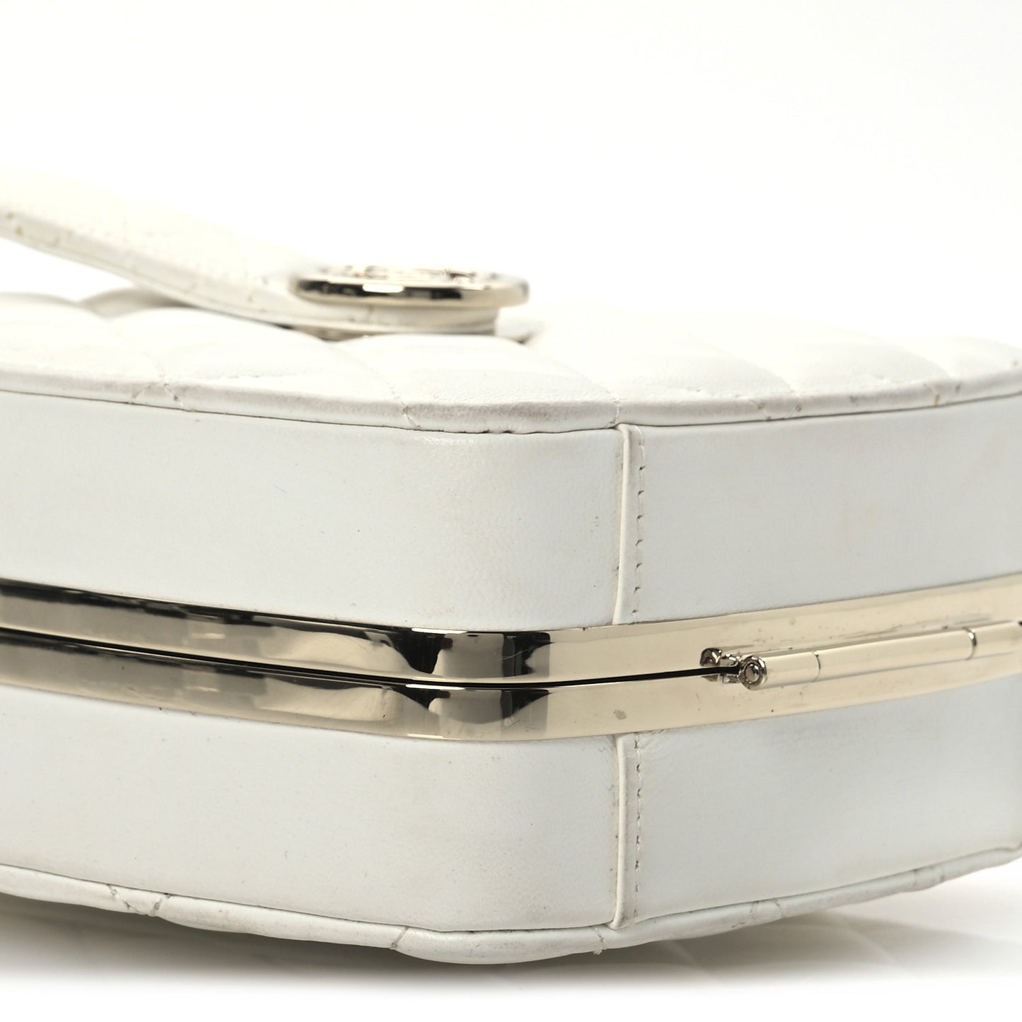 Lambskin Minaudiere Vanity With Handle White