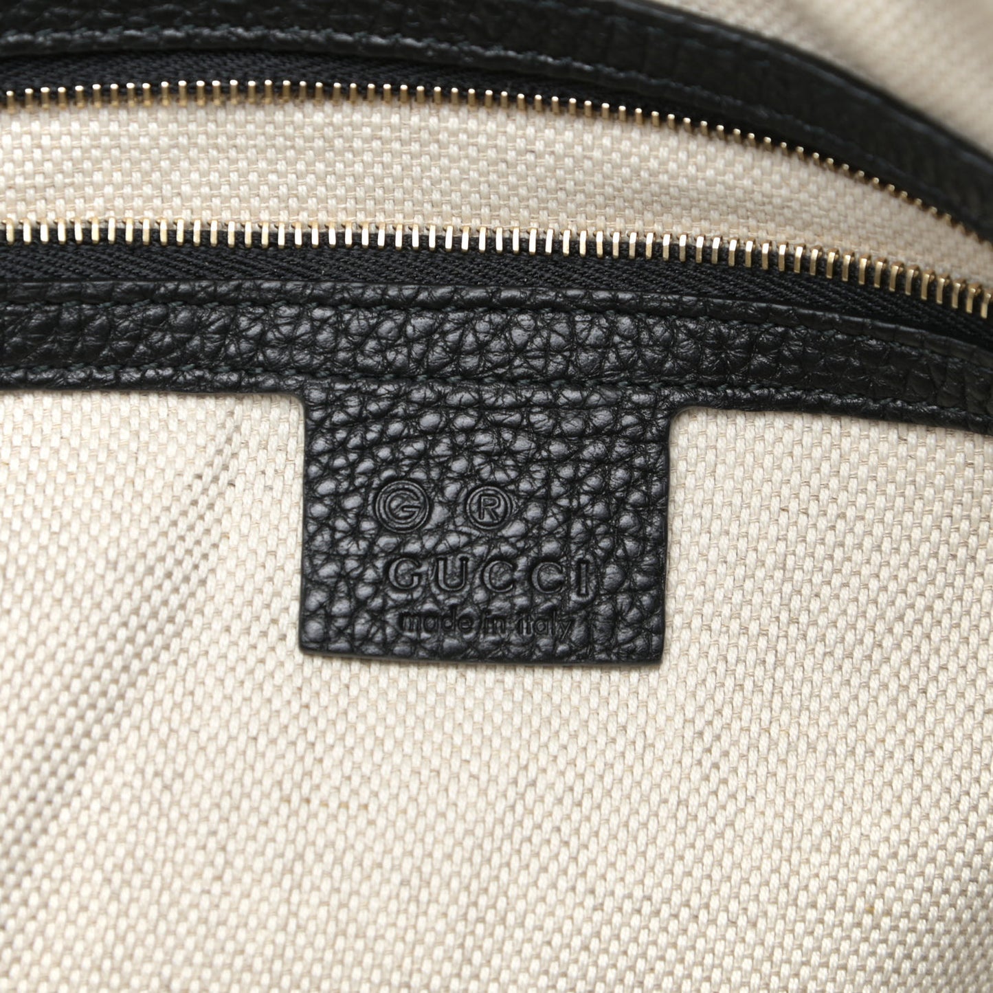 Pebbled Calfskin Large Soho Hobo Black