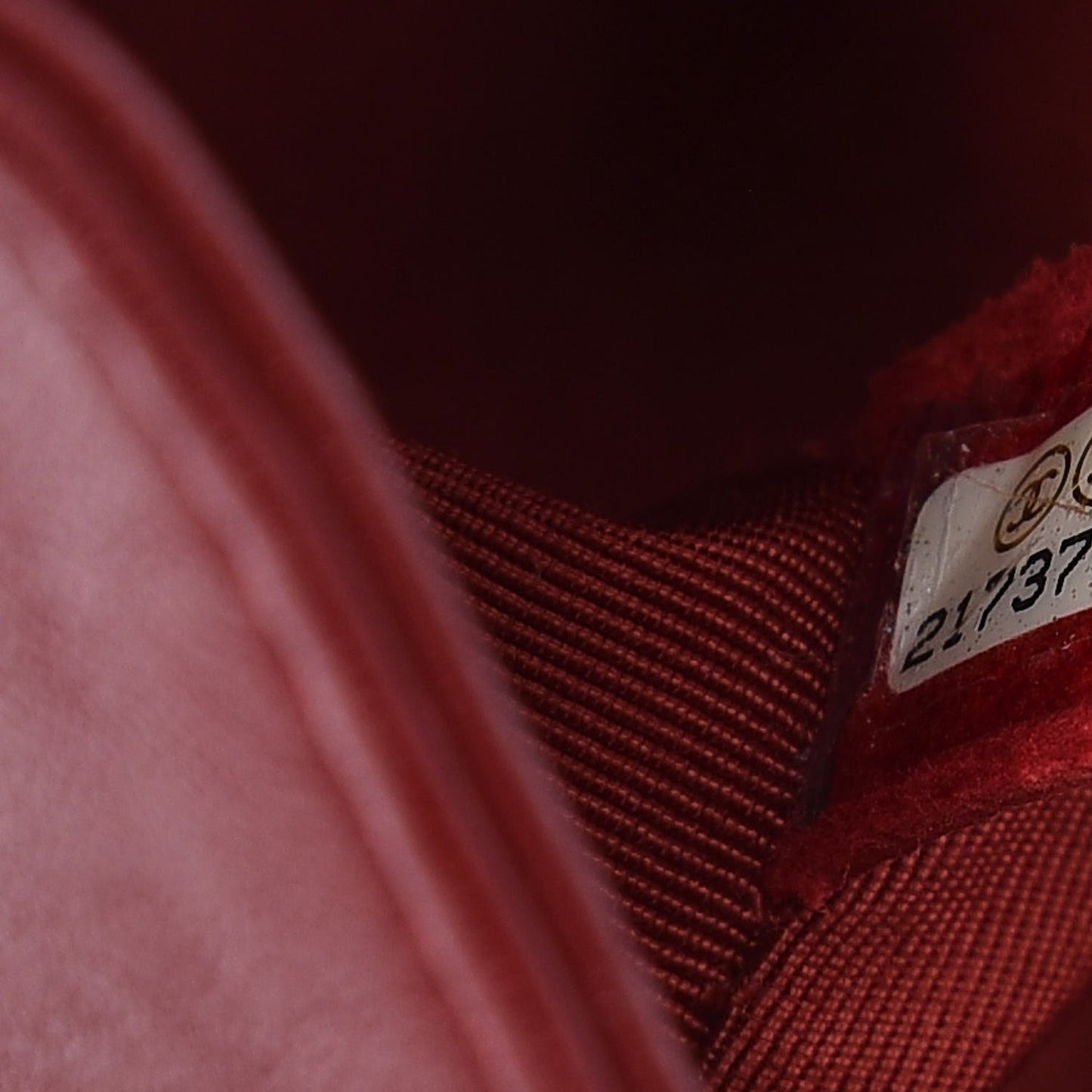 Lambskin Quilted Medium Boy Flap Burgundy