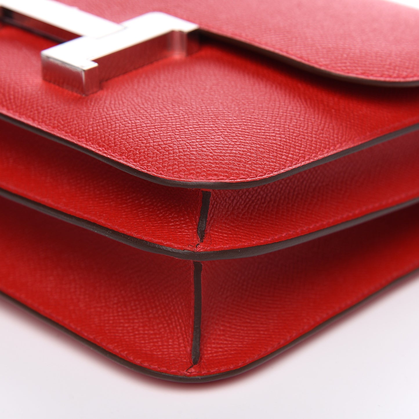 Epsom Constance 24 Rouge Casaque