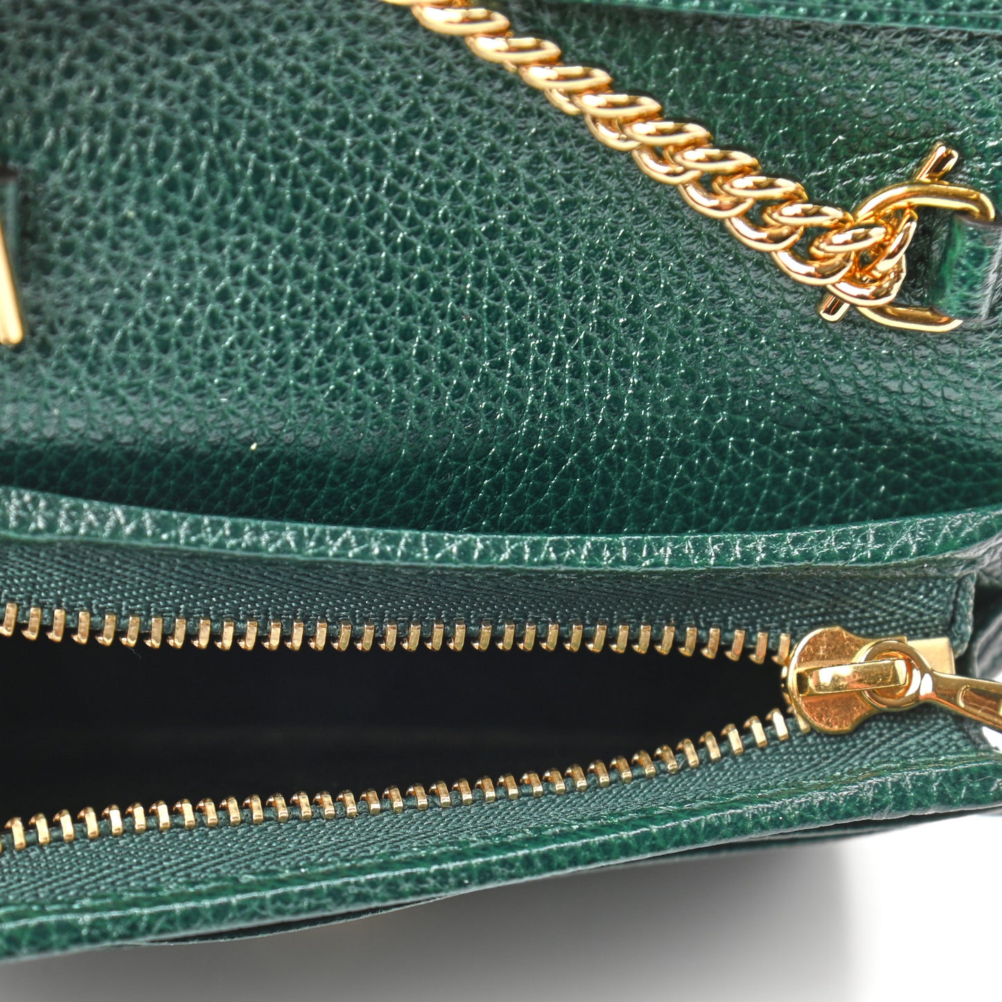 Grainy Calfskin Zumi Chain Card Case Wallet Vintage Green