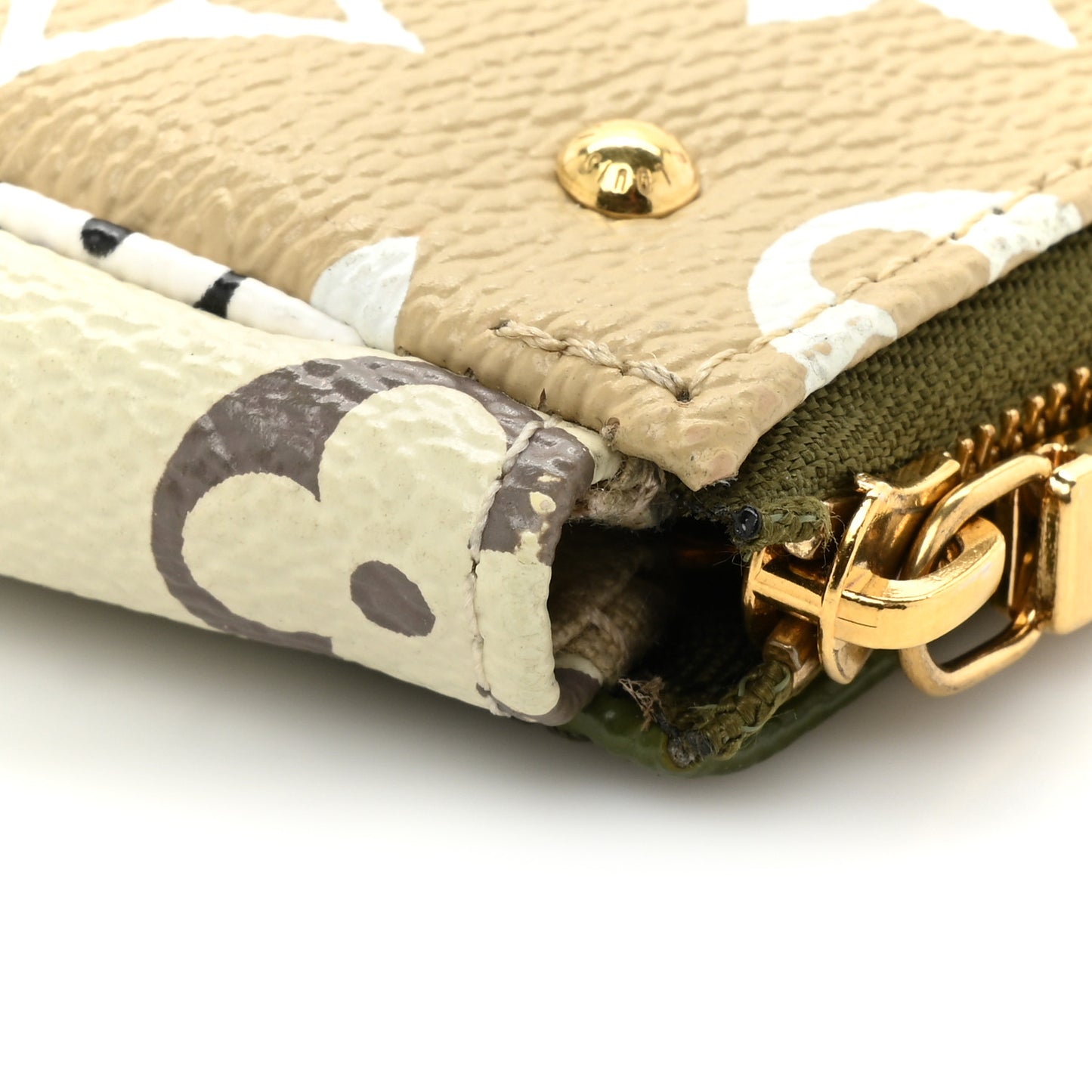 Monogram Giant Micro Pochette Accessories Kaki White