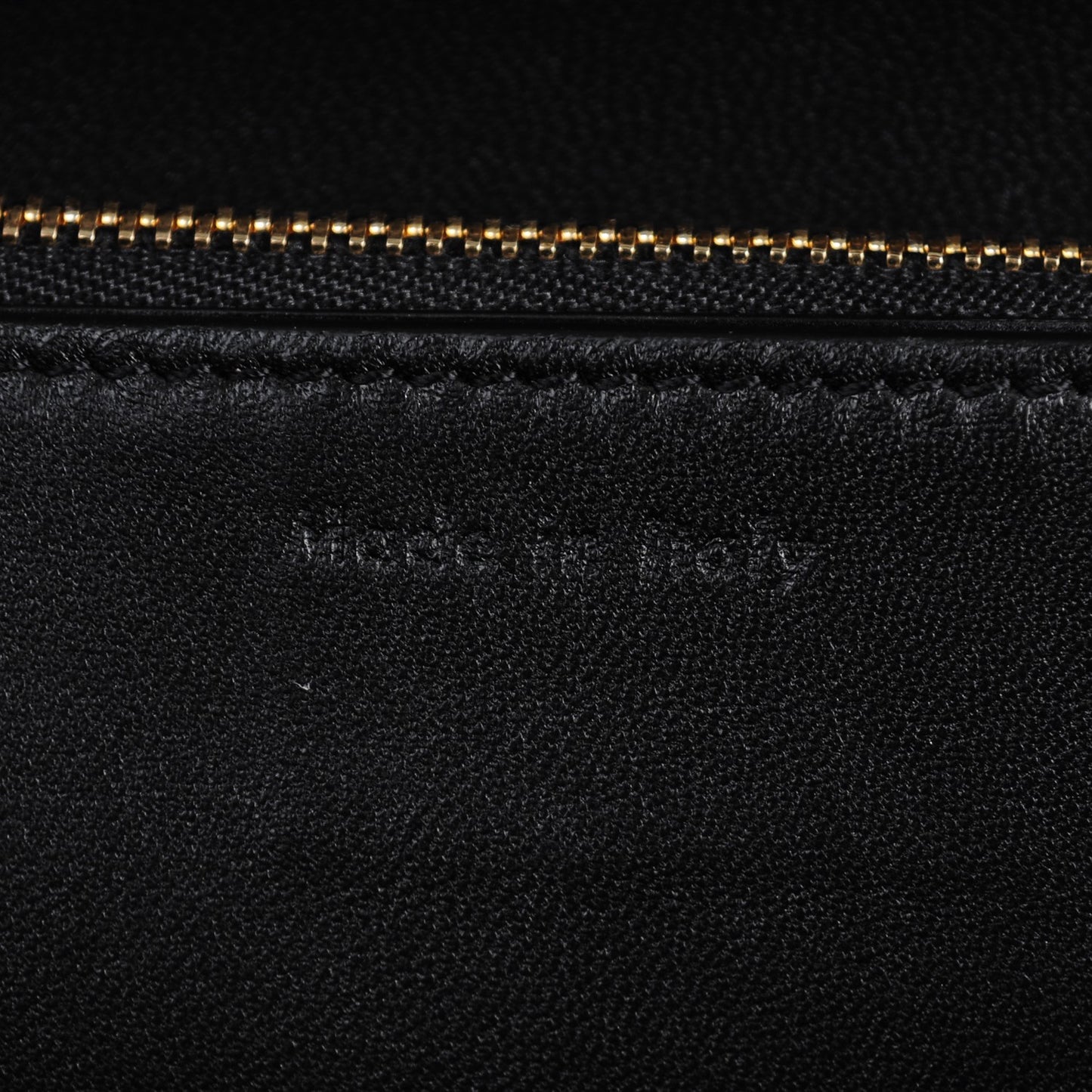 Box Calfskin Medium Classic Box Flap Bag Black