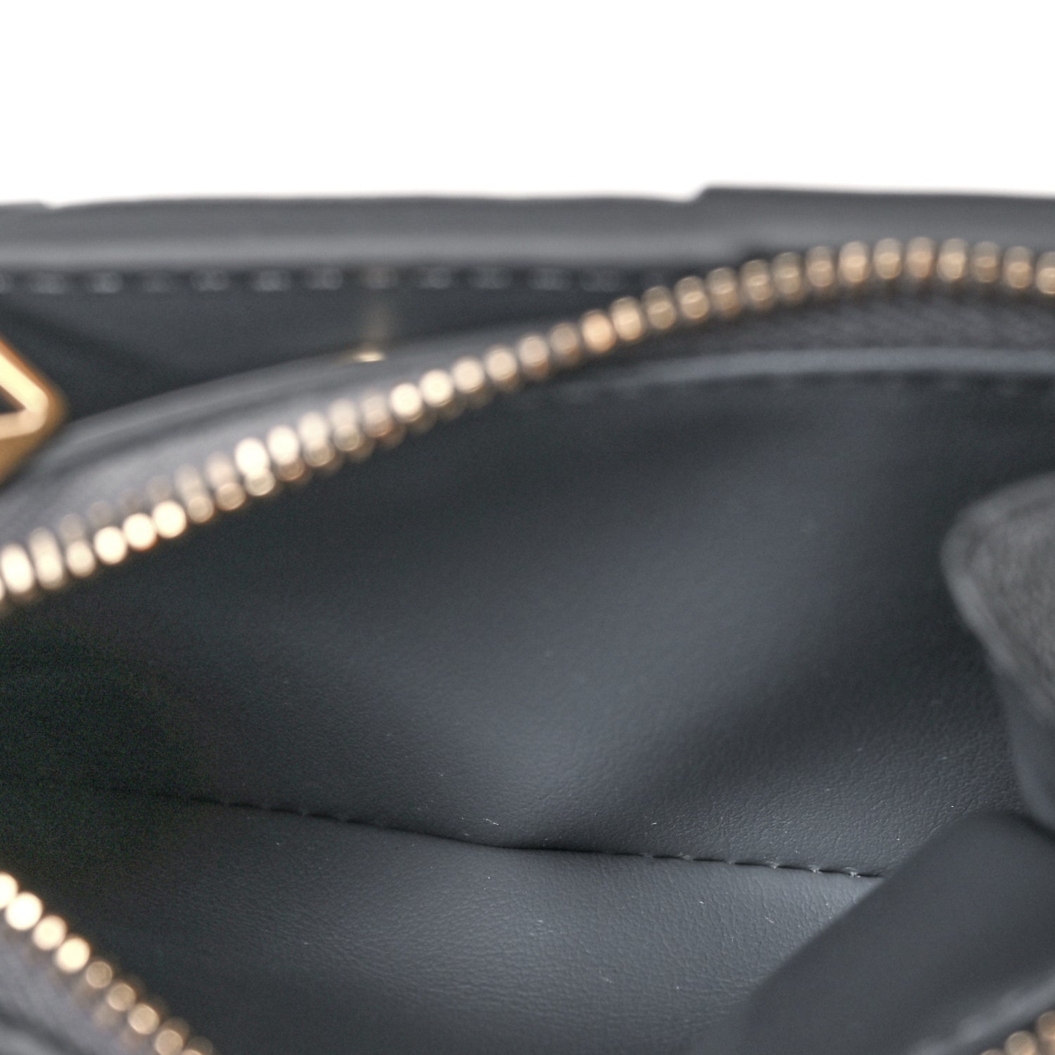 Bottega Veneta Nappa Maxi Intrecciato Bifold Zip Wallet Thunder 6 of 8