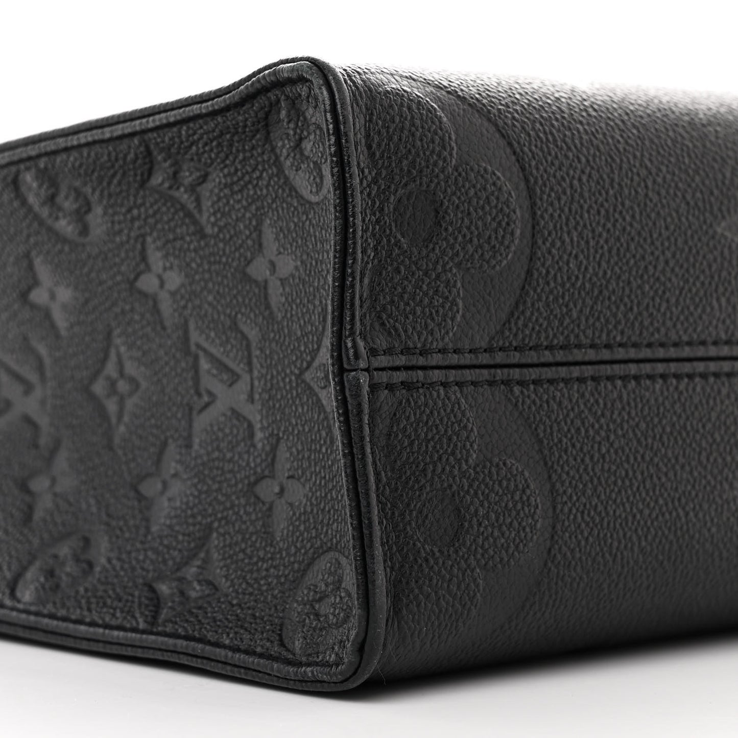 Empreinte Monogram Giant Onthego PM Black