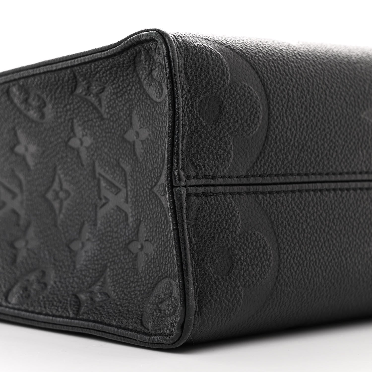 Louis Vuitton Empreinte Monogram Giant Onthego PM Black 8 of 11