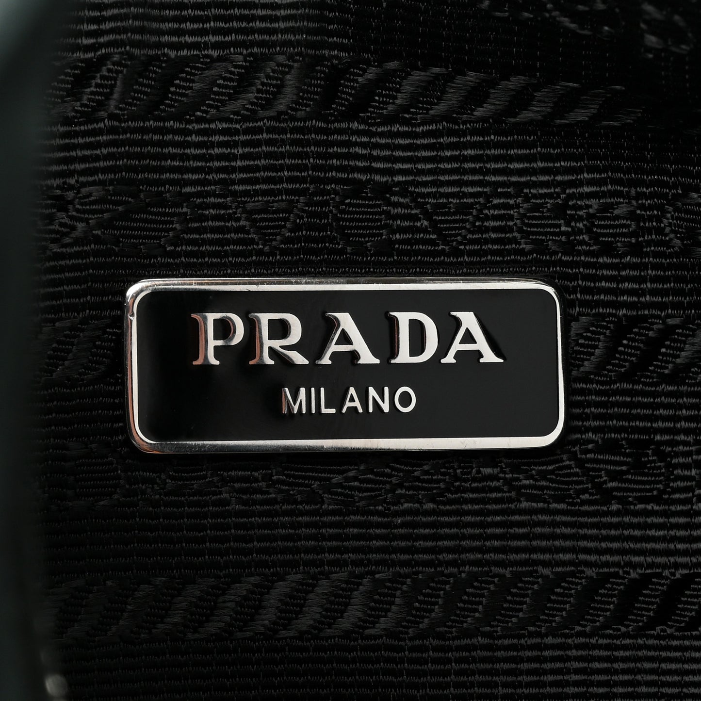 Re-Nylon Saffiano Re-Edition 2005 Shoulder Bag Smeraldo