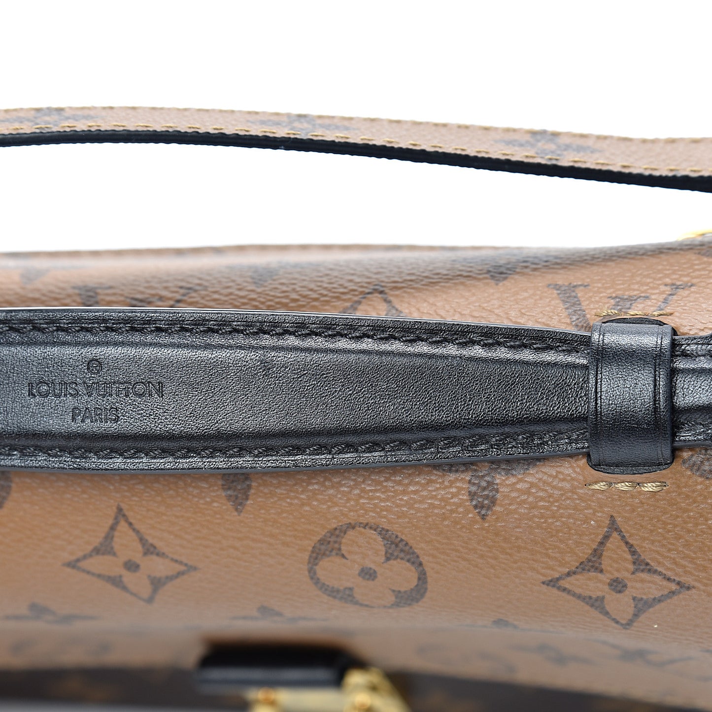 Reverse Monogram Pochette Metis