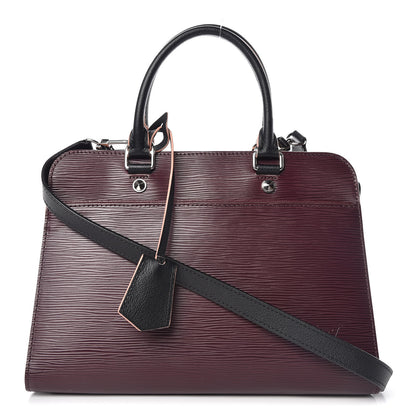 Louis Vuitton Epi Vaneau MM Quetsche 1 of 10