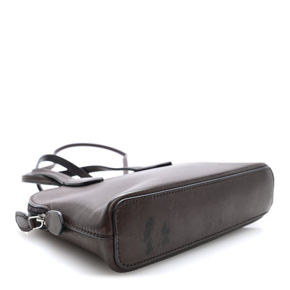 The Row Polished Saddle Calfskin Ingrid Shoulder Bag Hippo Grey 4 of 9