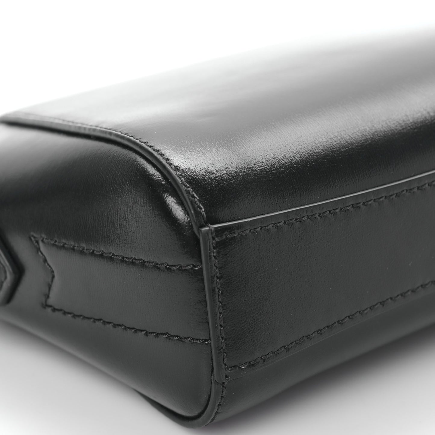 Smooth Calfskin Nano Antigona Black