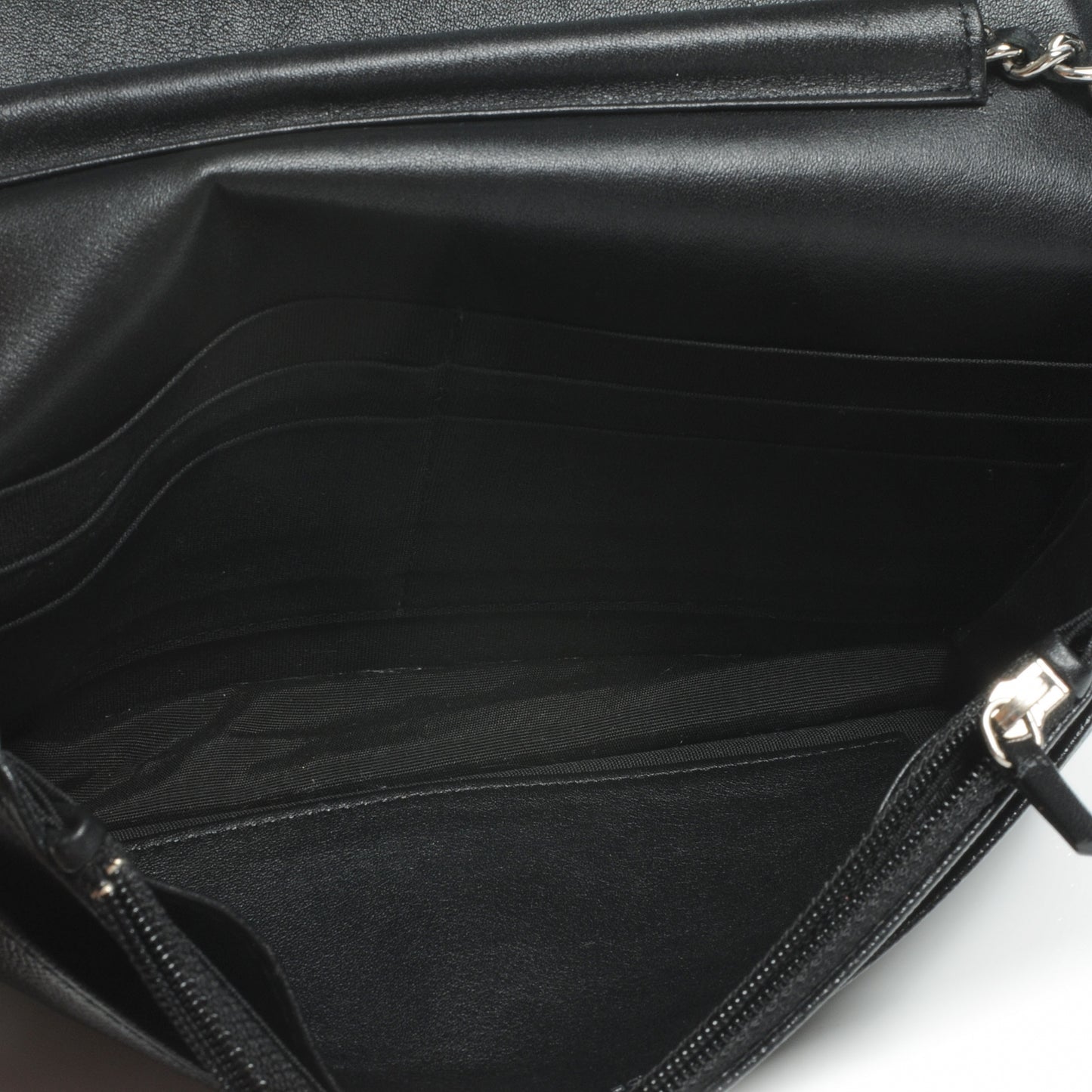 Caviar CC Wallet on Chain Black