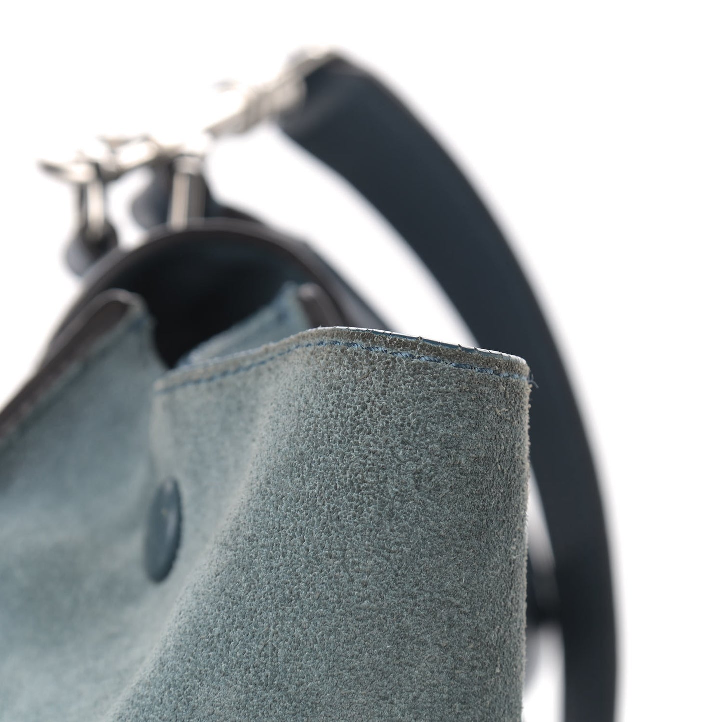 Drummed Calfskin Suede Medium Trapeze Orage