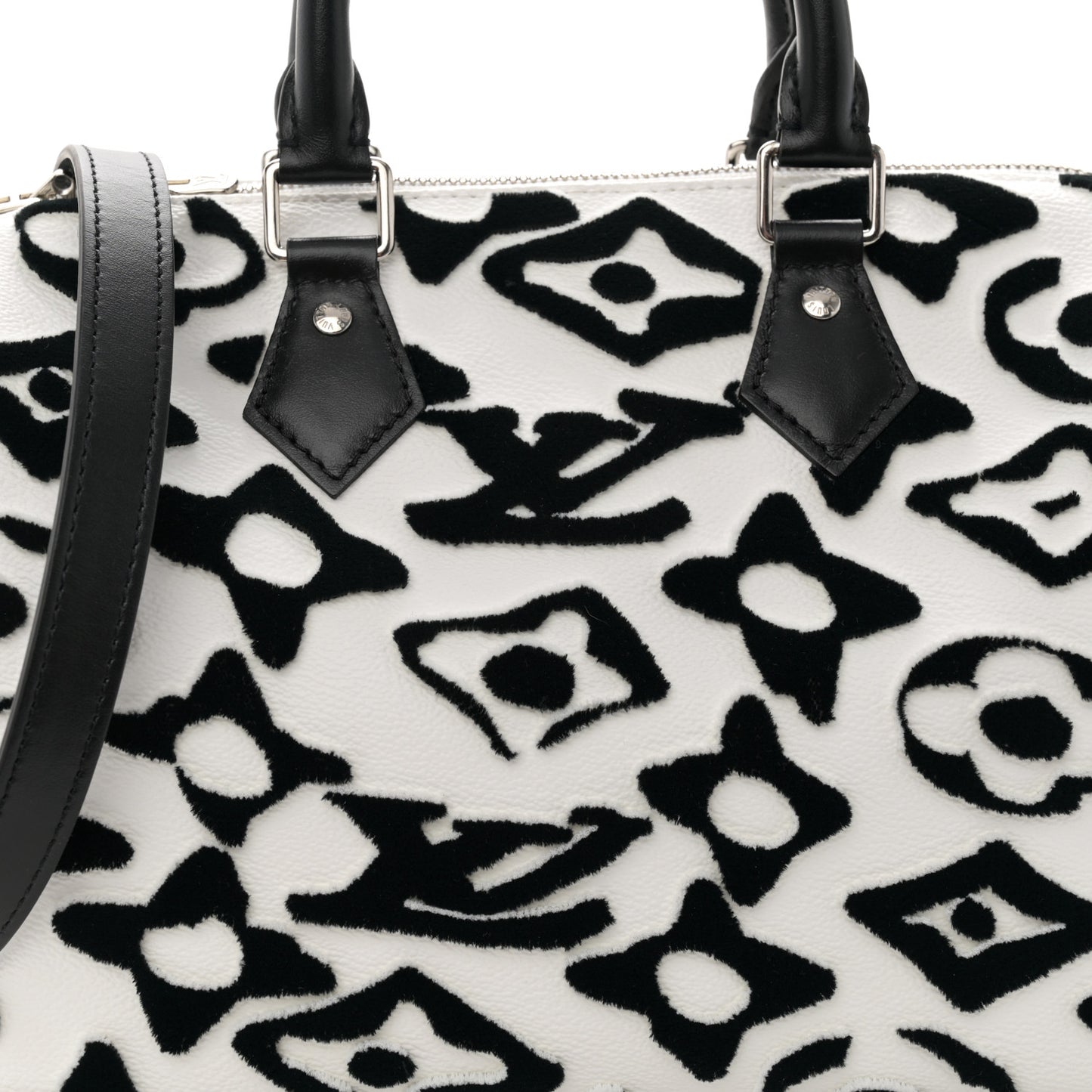 X UF Tufted Monogram Speedy Bandouliere 25 White Black