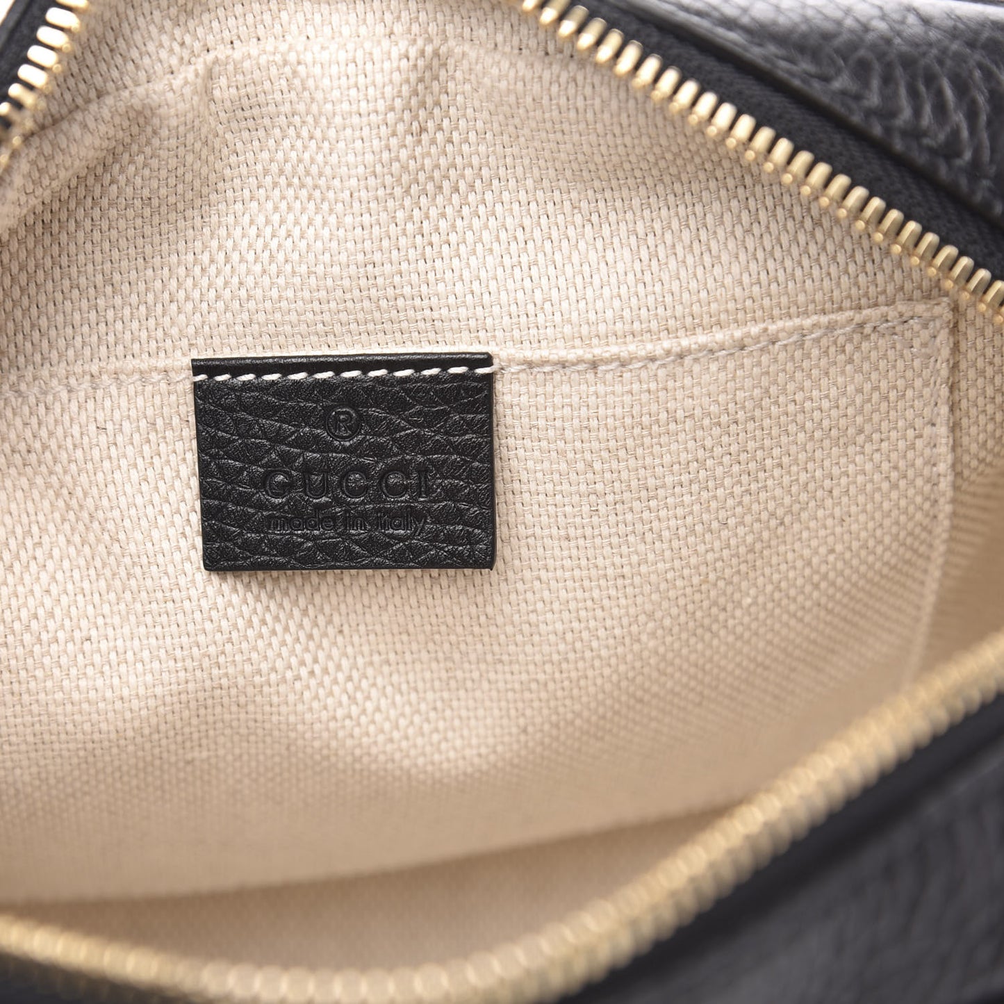 Pebbled Calfskin Small Soho Disco Bag Black