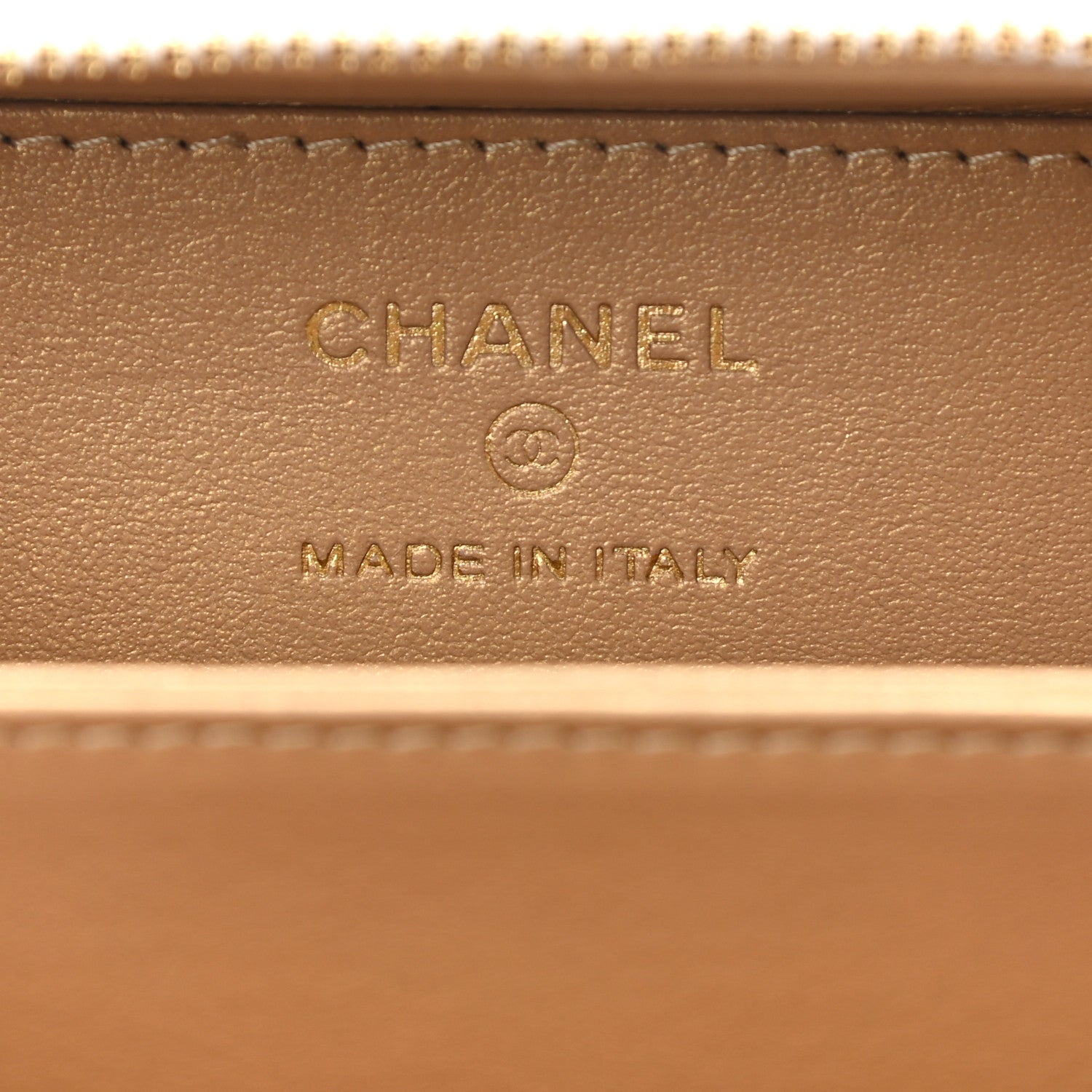 Chanel Lambskin Metal Quilted Extra Mini Vanity Case With Chain White Gold 6 of 10