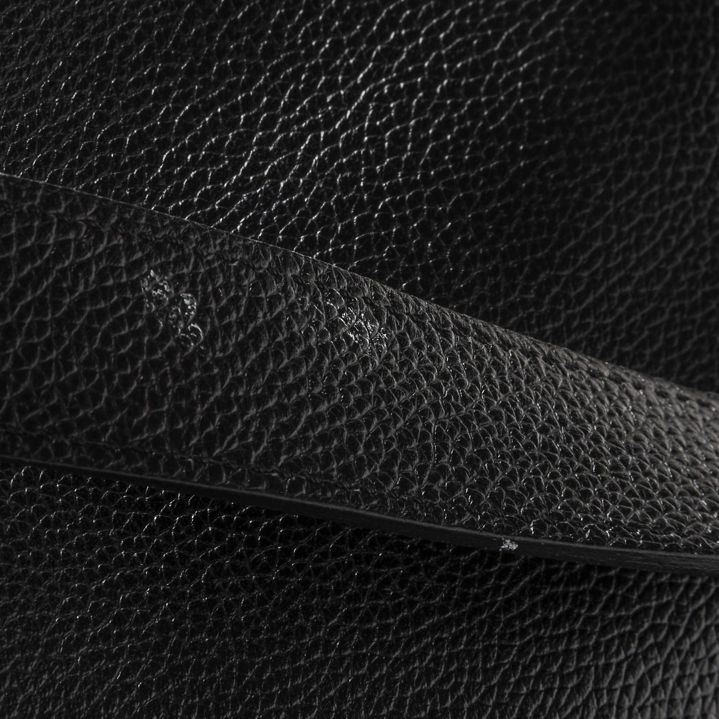 Grained Calfskin Medium Jennifer Crossbody Bag Black