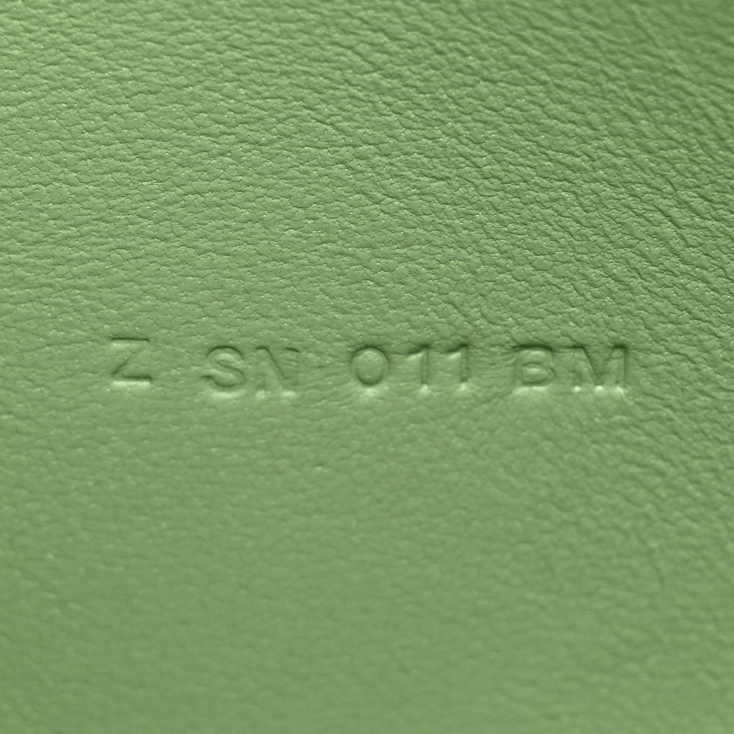 Togo Dogon Recto Verso Wallet Vert Criquet