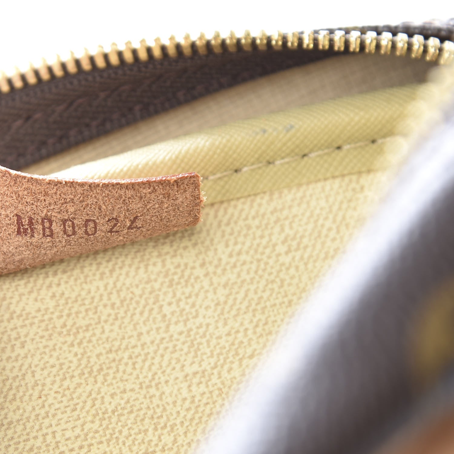 Louis Vuitton Monogram Deauville 7 of 19