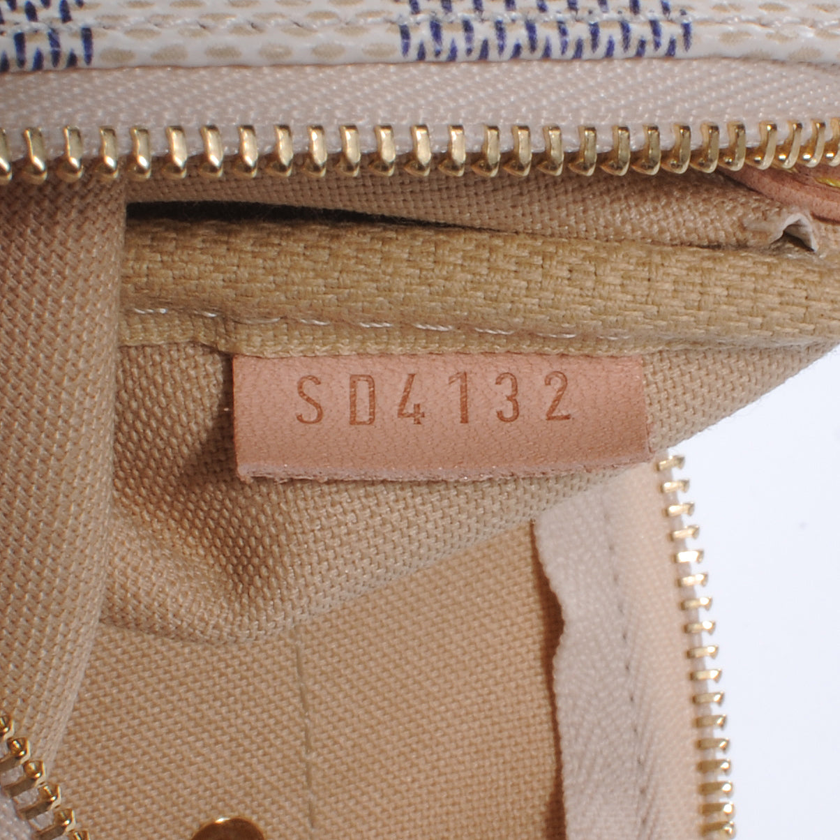 Louis Vuitton Damier Azur Eva Clutch 6 of 7