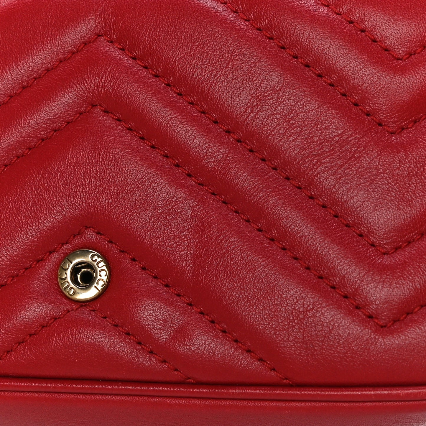 Calfskin Matelasse Super Mini GG Marmont Shoulder Bag Hibiscus Red