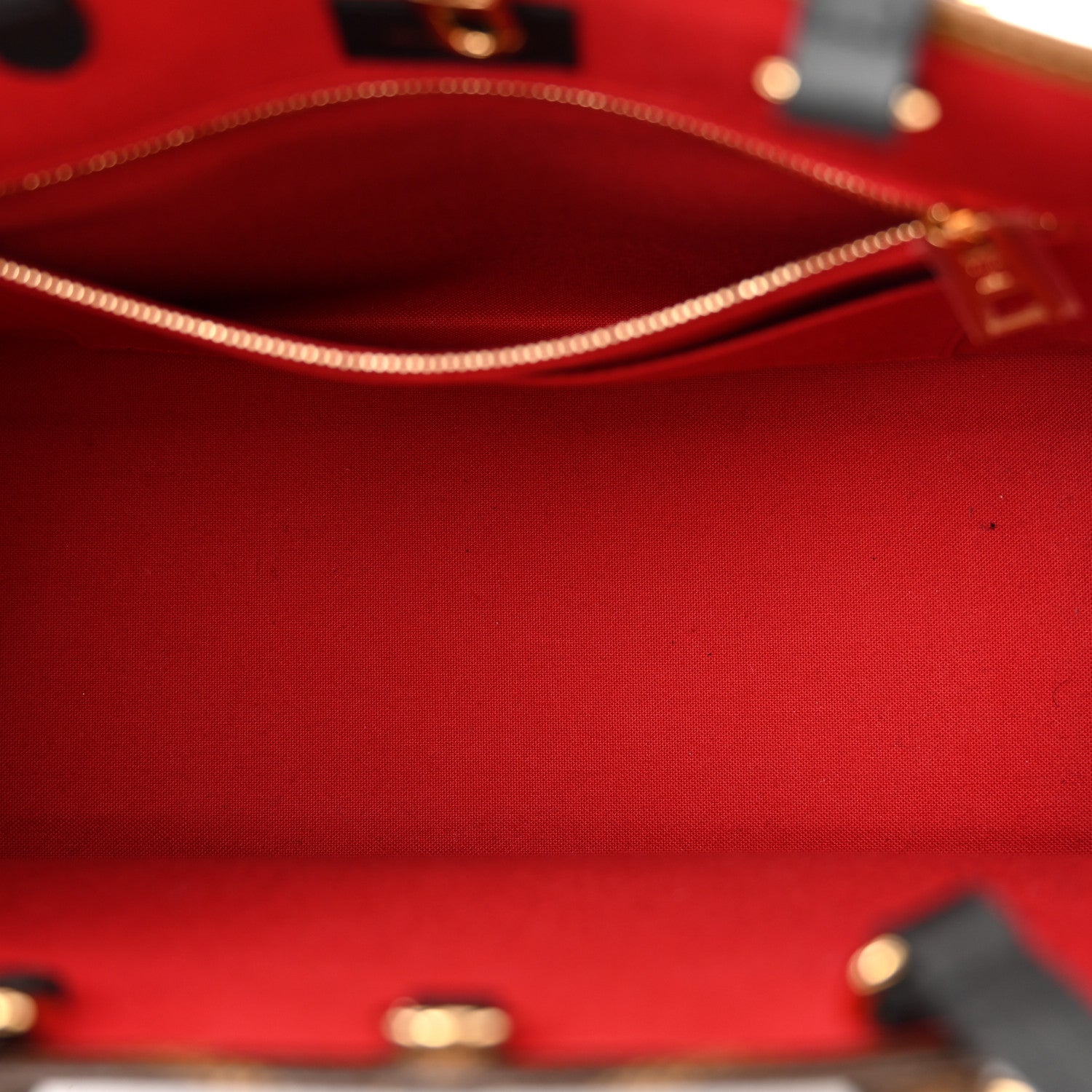 Louis Vuitton Reverse Monogram Giant Onthego MM 5 of 9