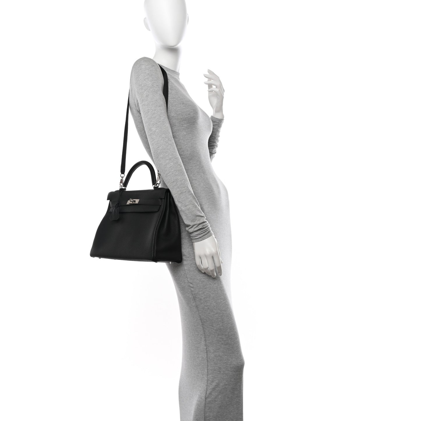 Togo Kelly Retourne 32 Black