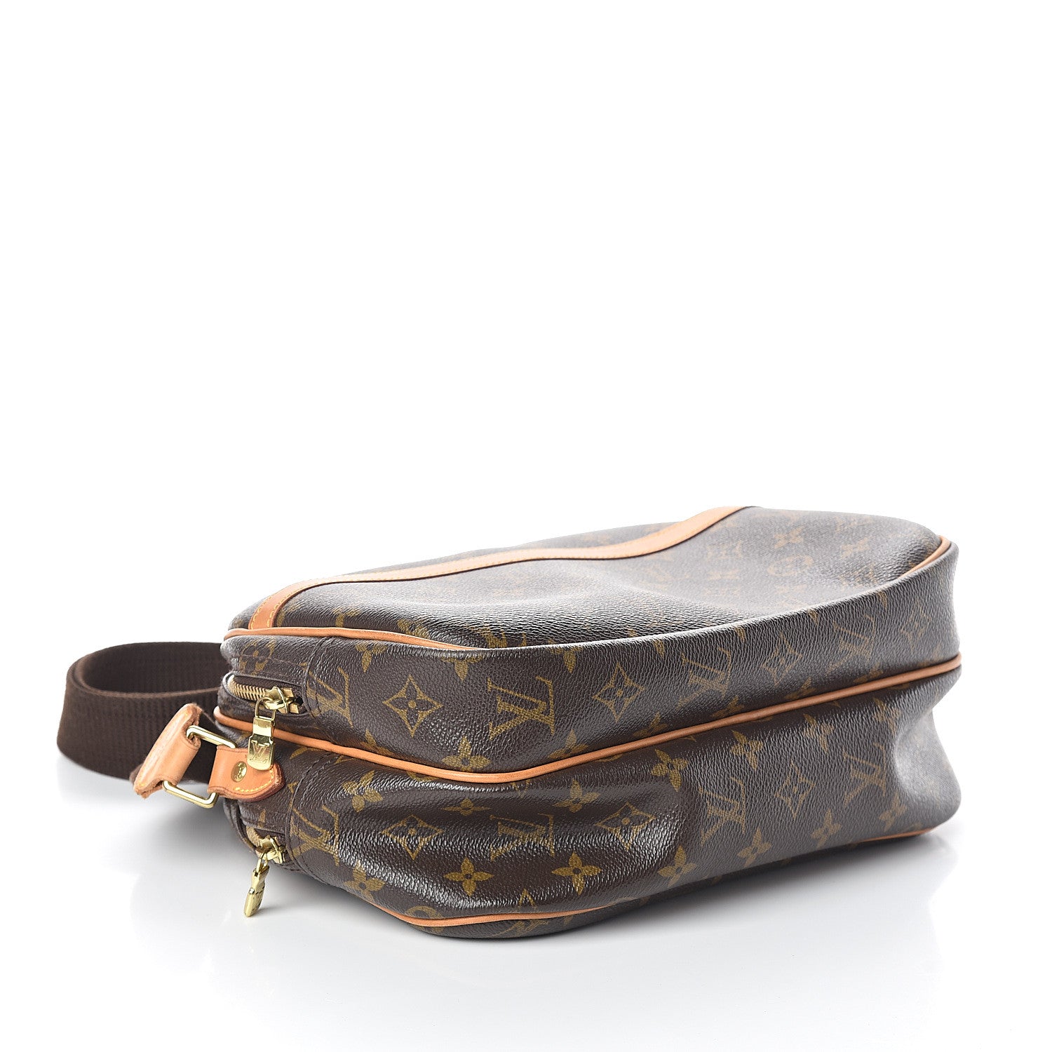Louis Vuitton Monogram Reporter PM 3 of 9