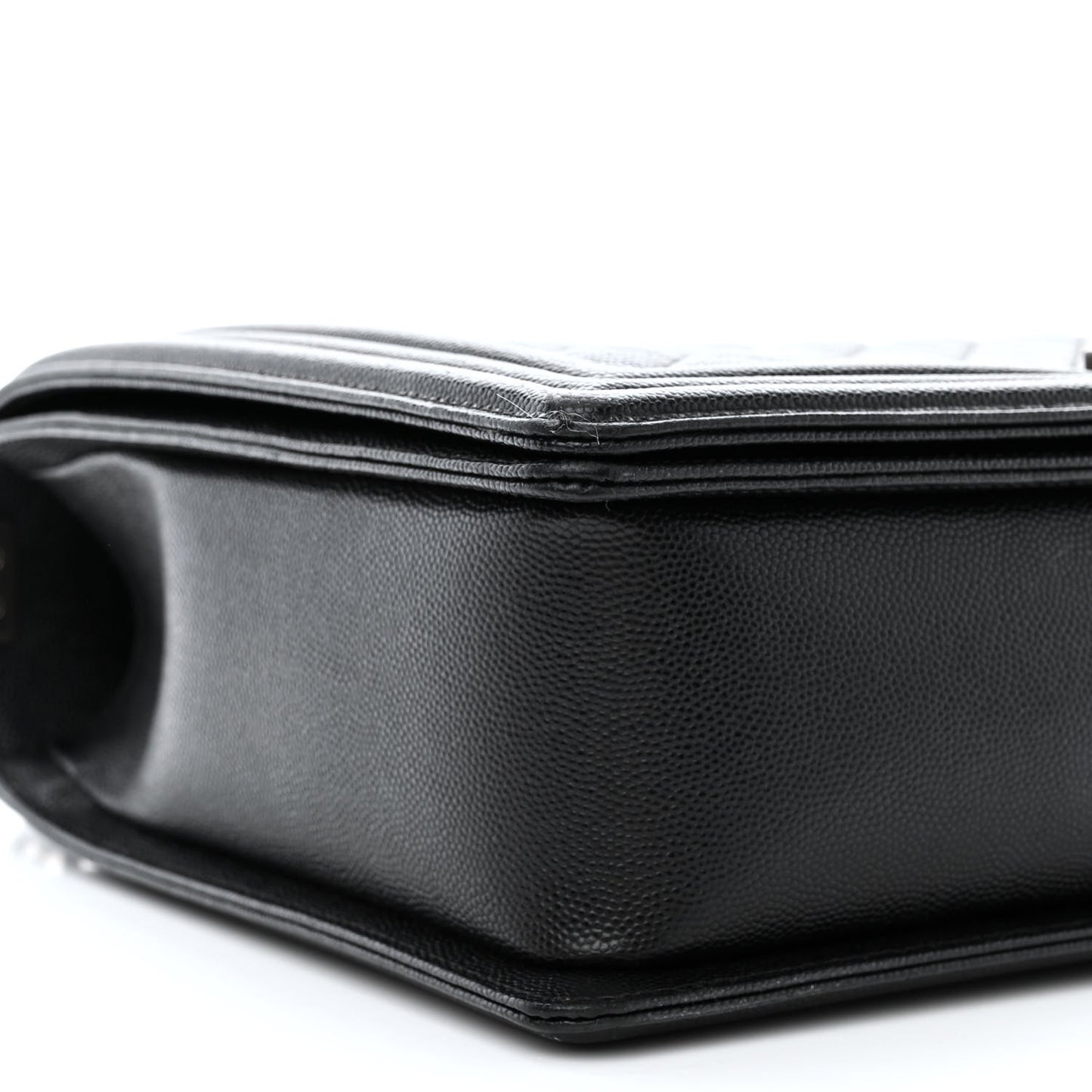 Caviar Quilted Large Boy Flap Black