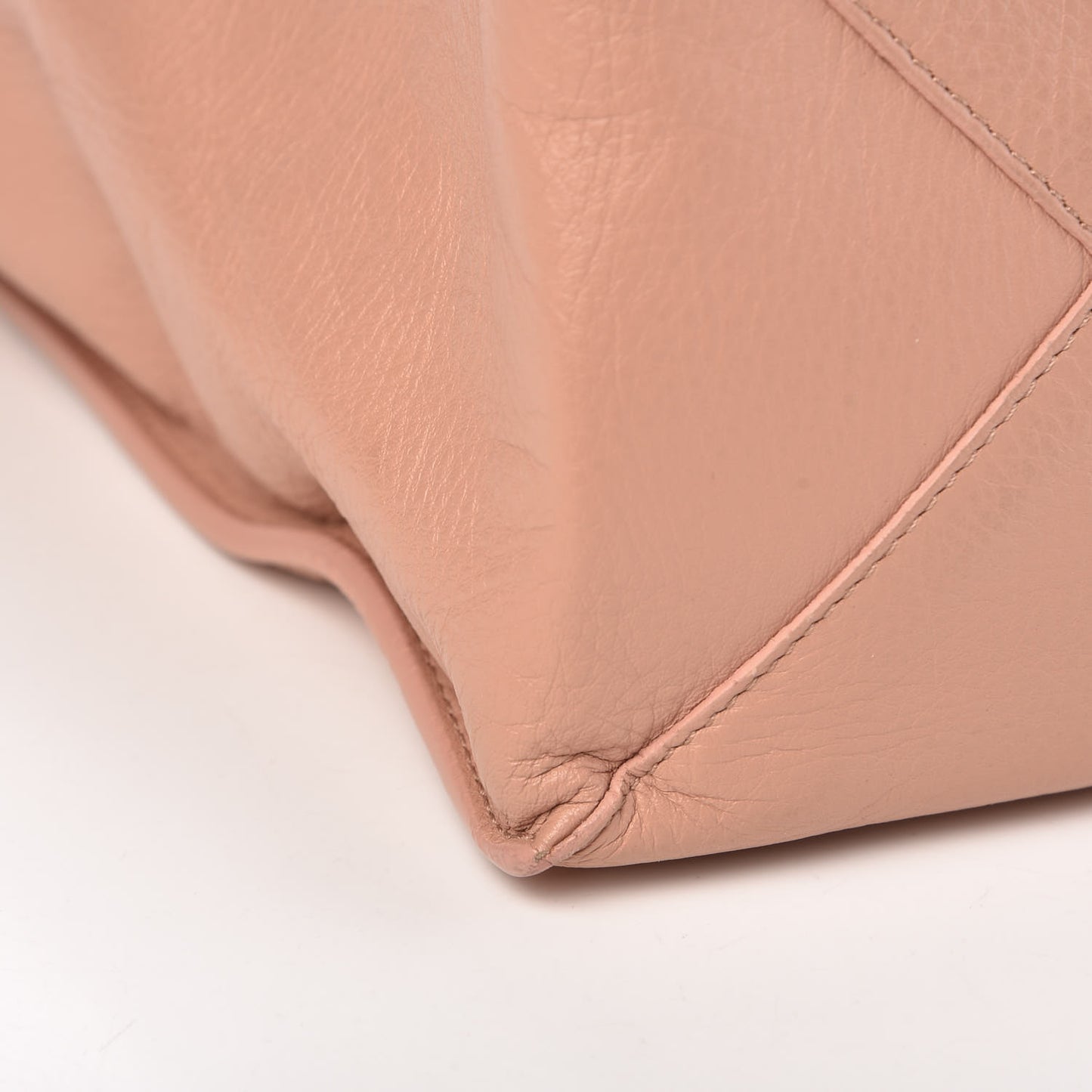 Veau Papier A5 Zip Around Tote Beige Desert