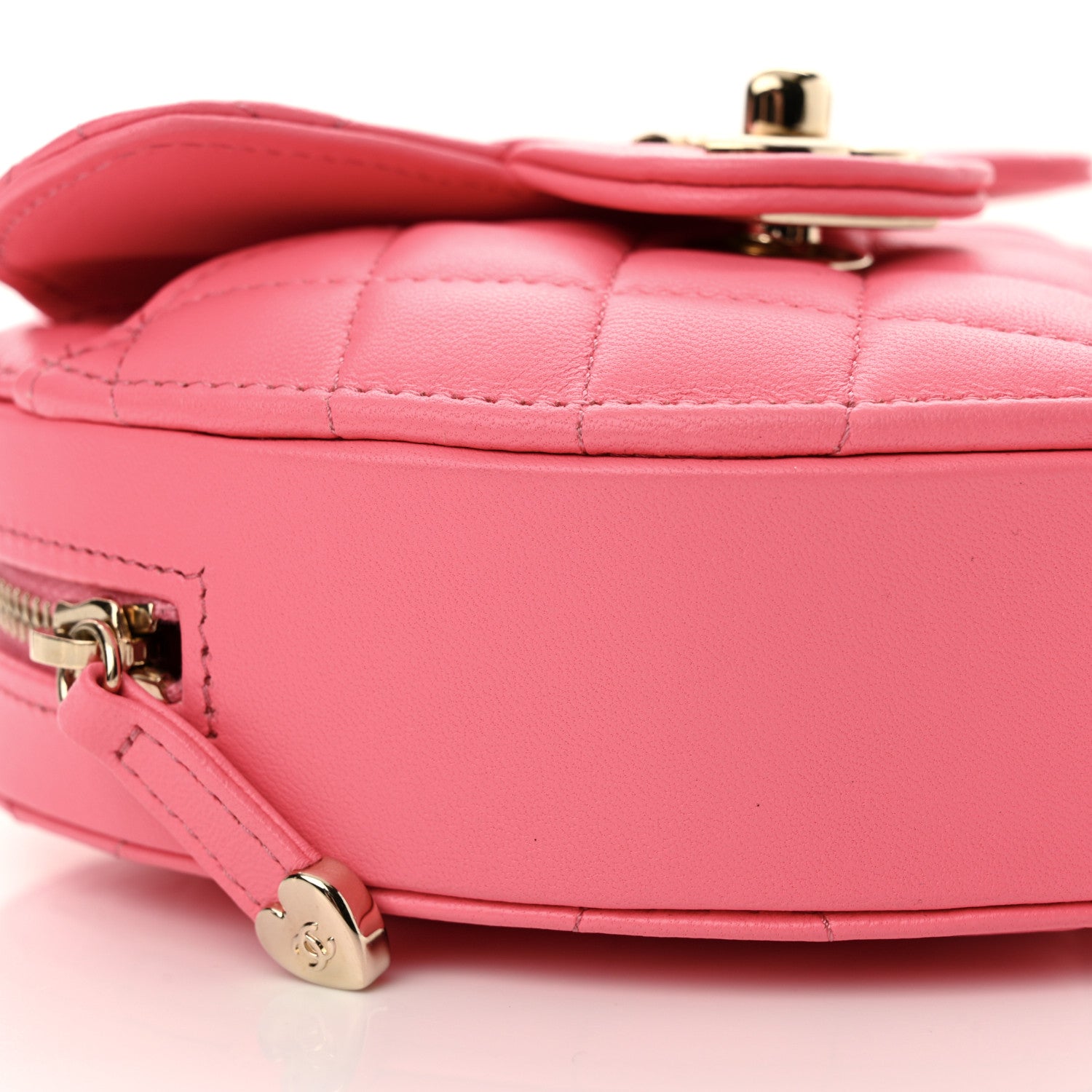 Chanel Lambskin Quilted CC In Love Heart Clutch With Chain Pink 8 of 9
