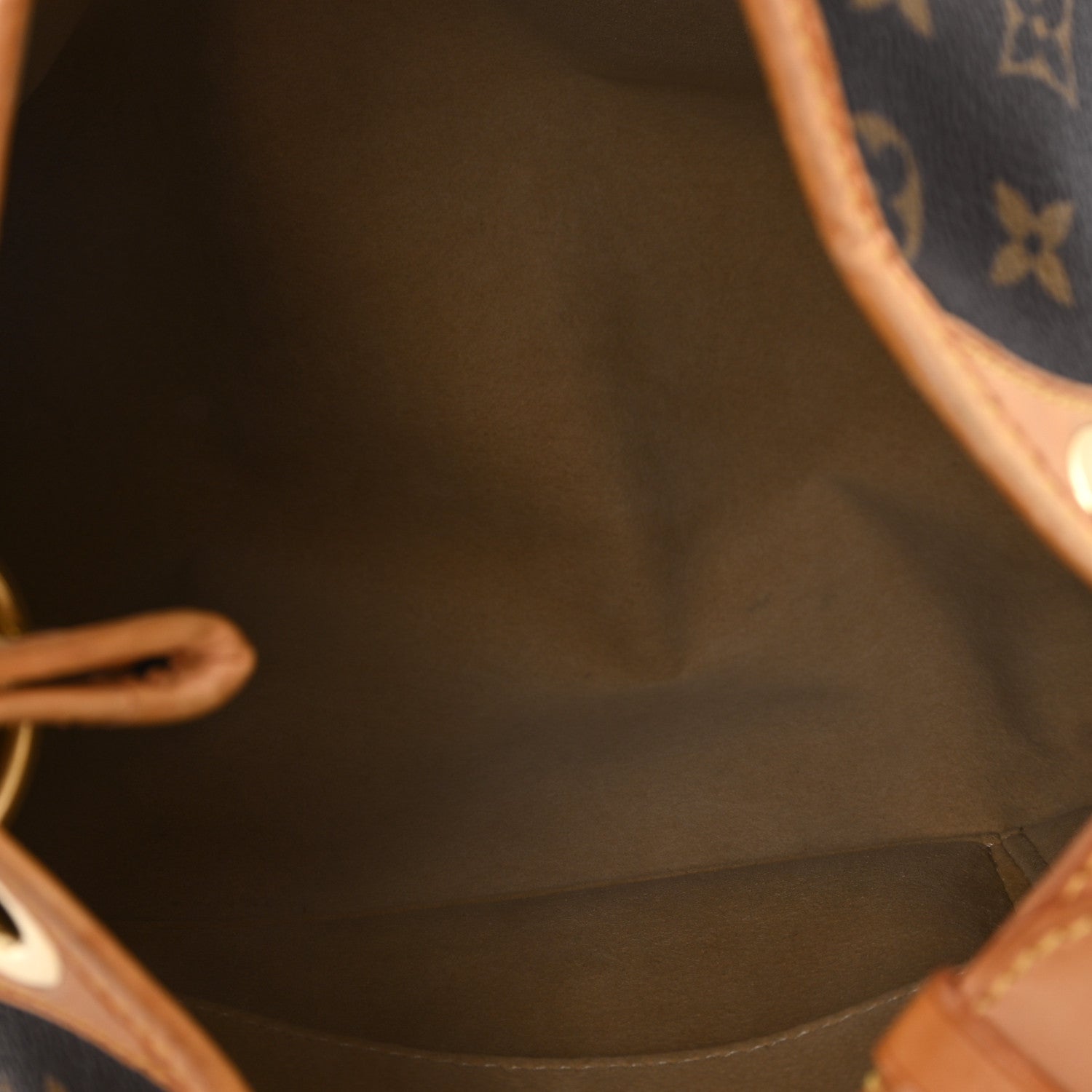 Louis Vuitton Monogram Galliera PM 4 of 9