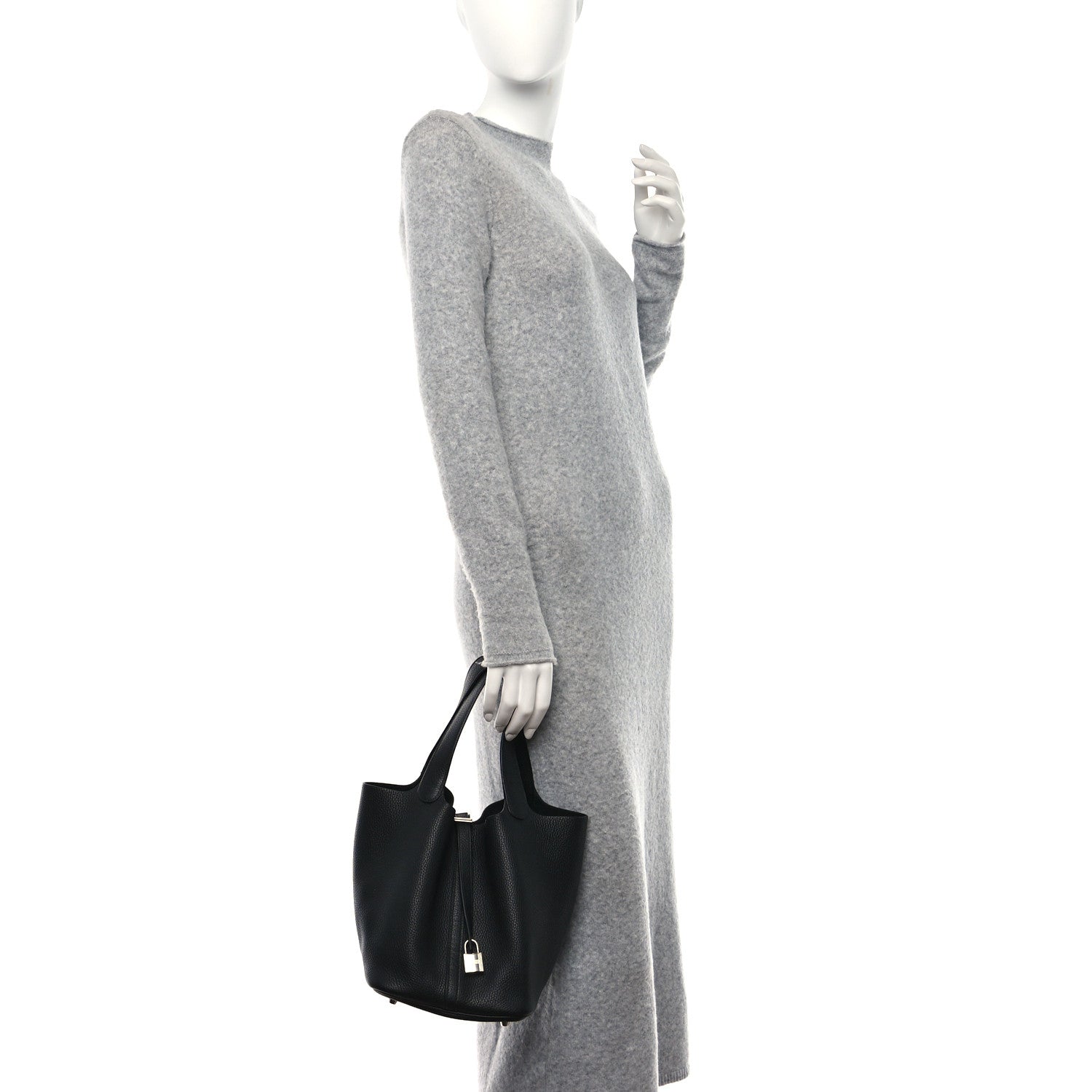 Hermes Taurillon Clemence Picotin Lock 22 MM Black 2 of 12