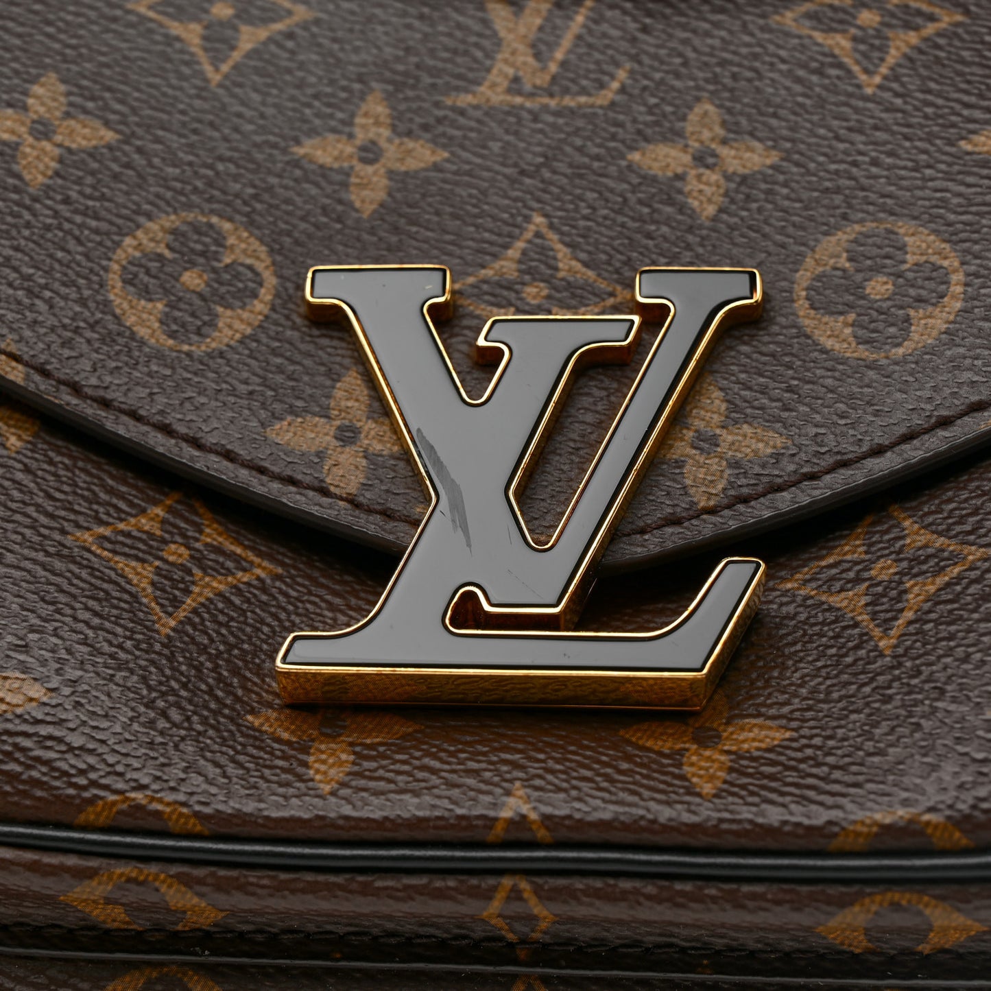 Monogram Passy
