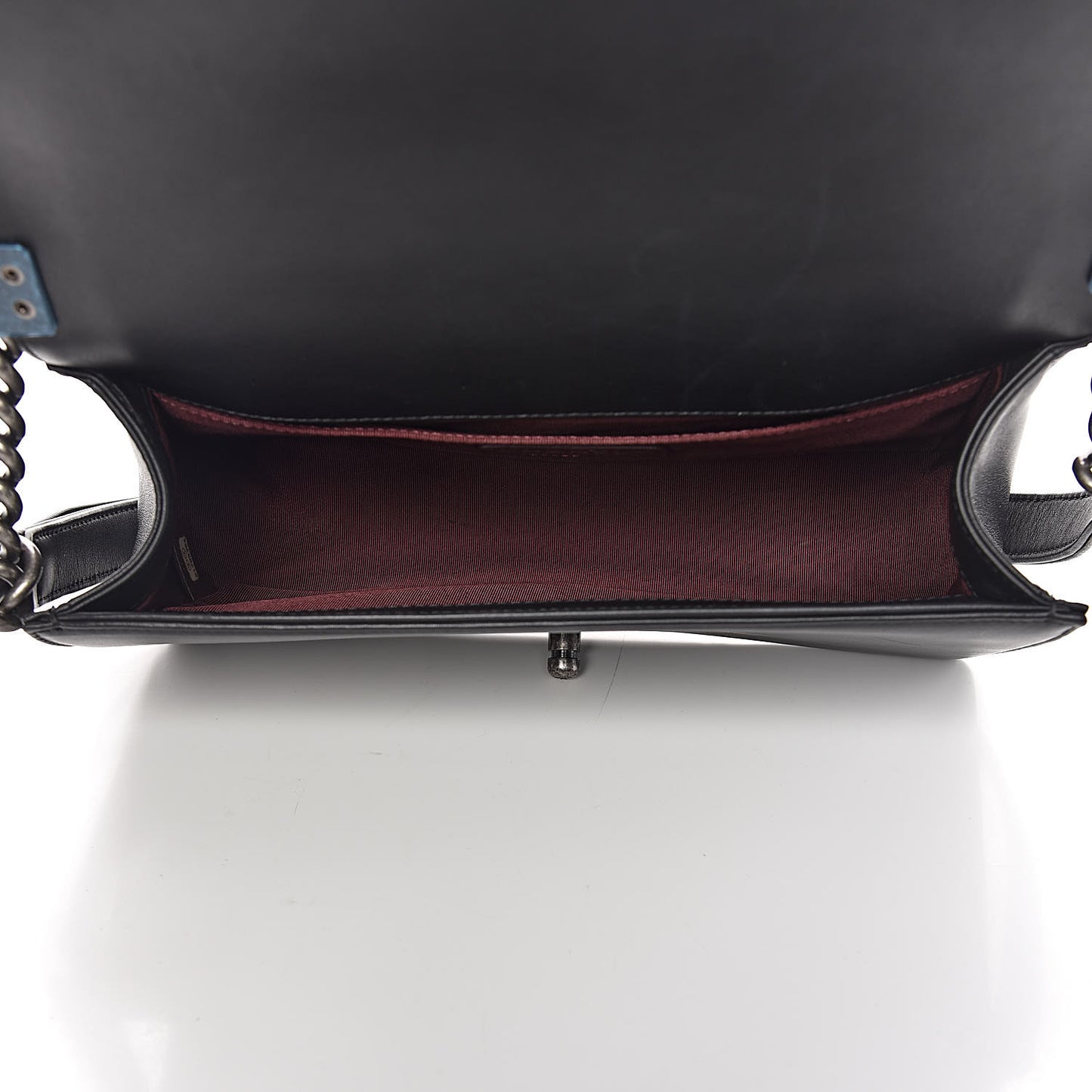 Calfskin Woven Medium Boy Flap Black Burgundy