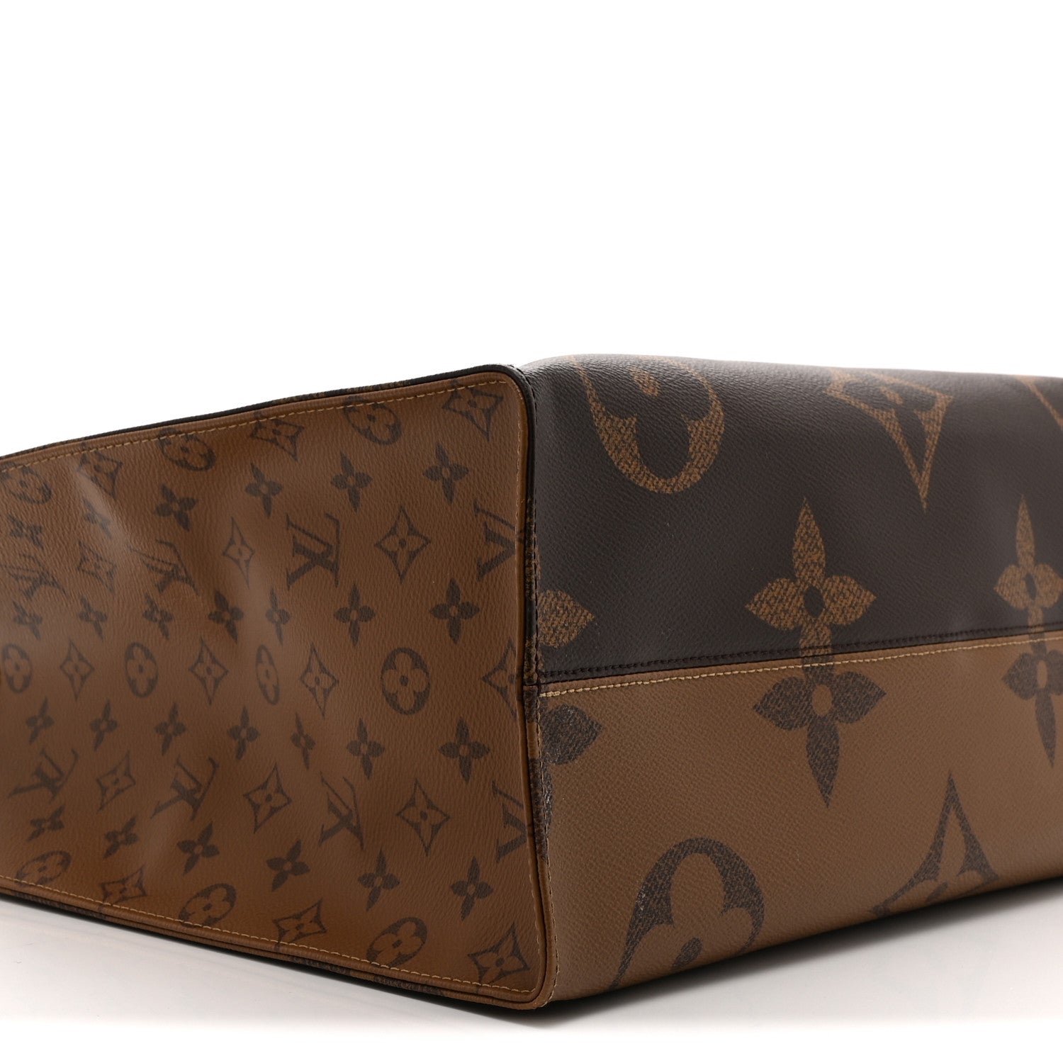 Louis Vuitton Reverse Monogram Giant Onthego GM 9 of 10