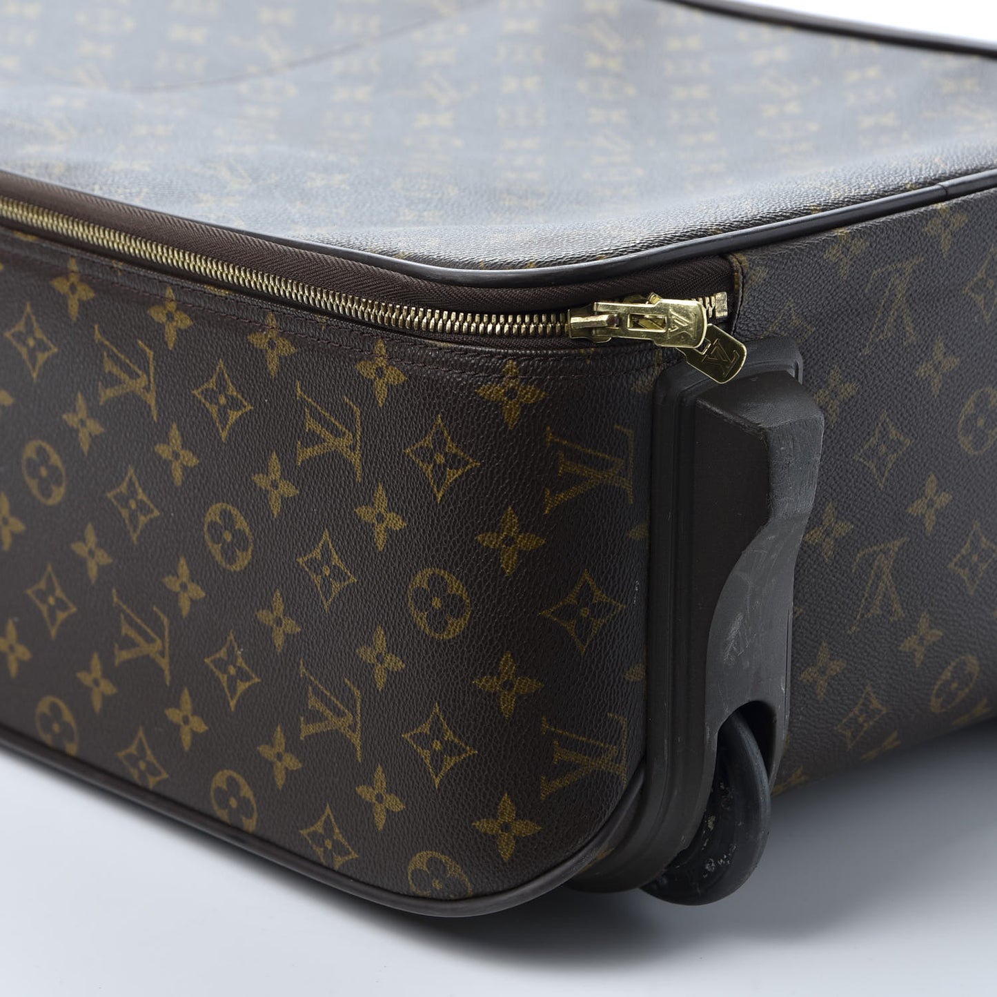 Monogram Pegase 45