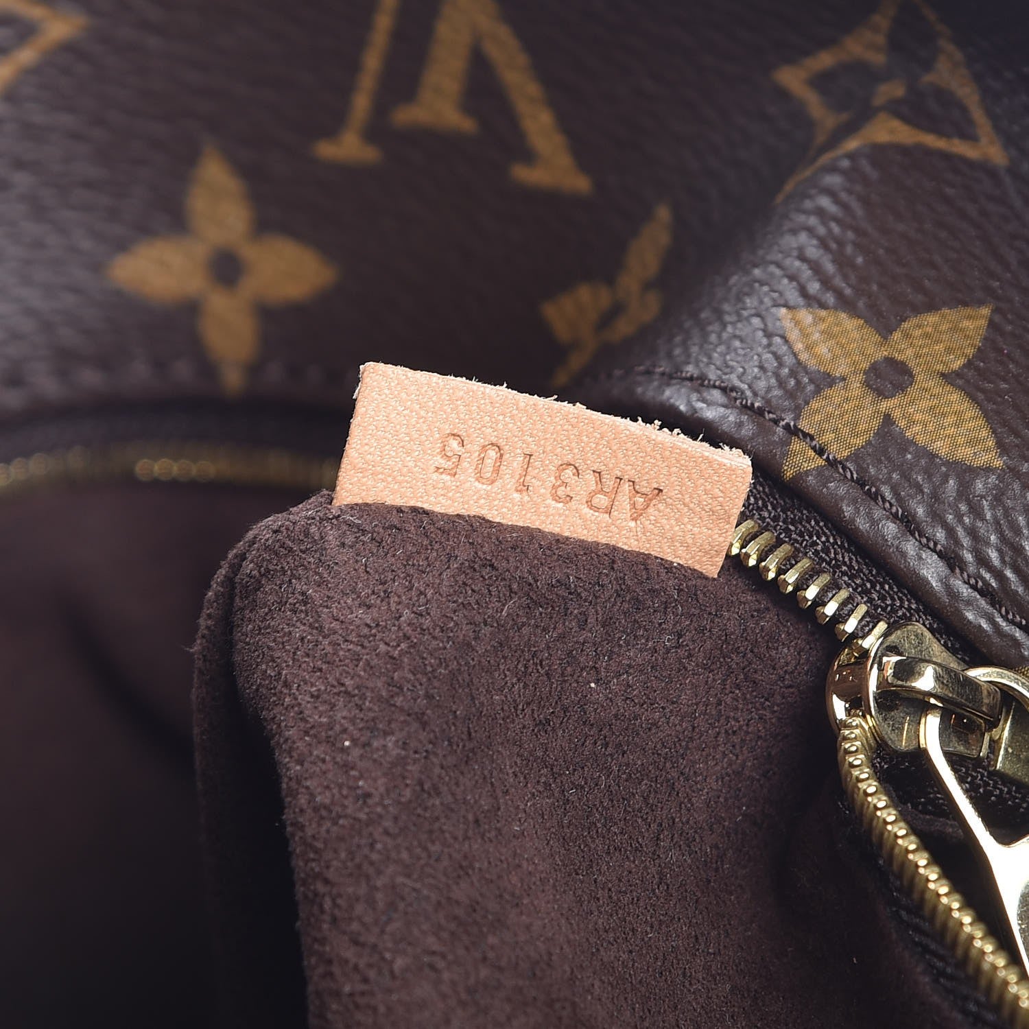 Louis Vuitton Monogram Metis 8 of 9