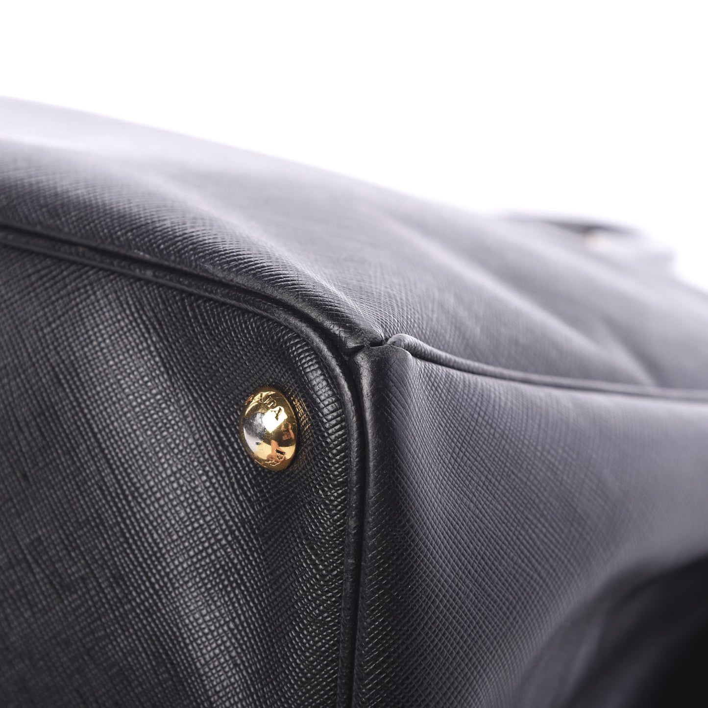 Saffiano Lux Medium Tote Black