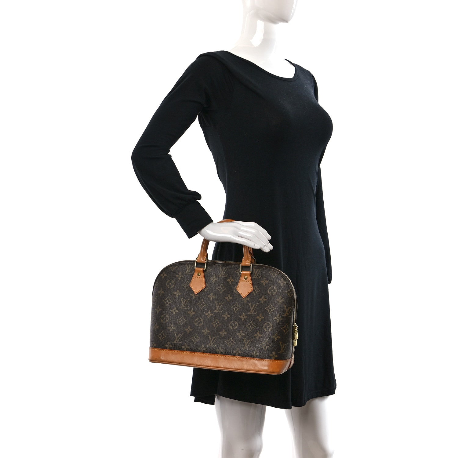 Louis Vuitton Monogram Alma PM 2 of 10