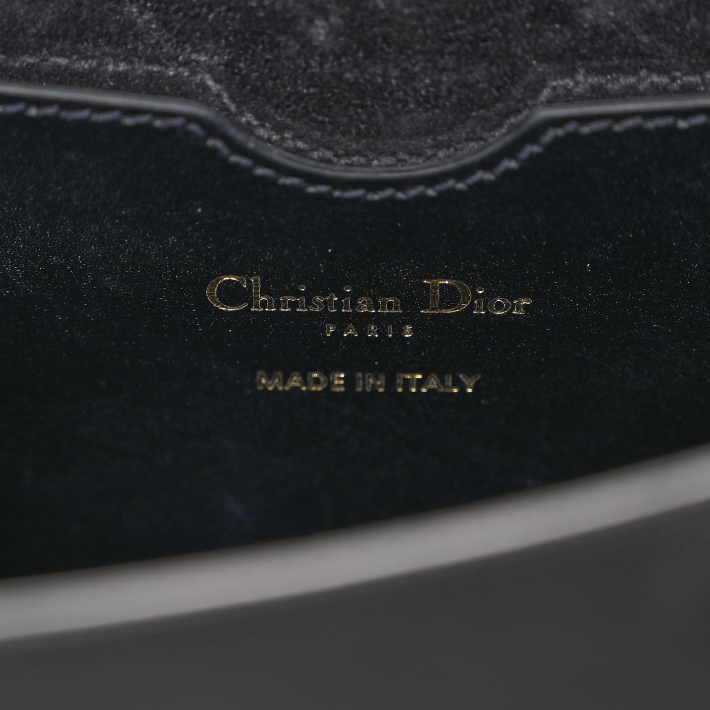 Box Calfskin Large Bobby Flap Black