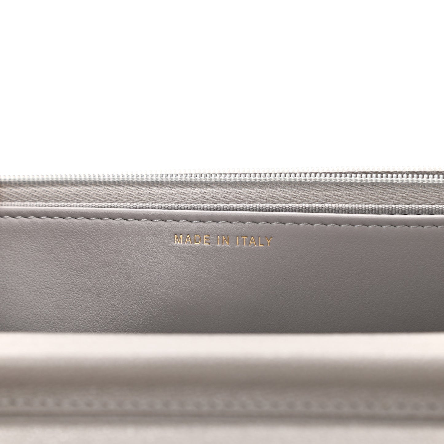 Caviar Quilted Studded CC Wallet On Chain WOC Grey