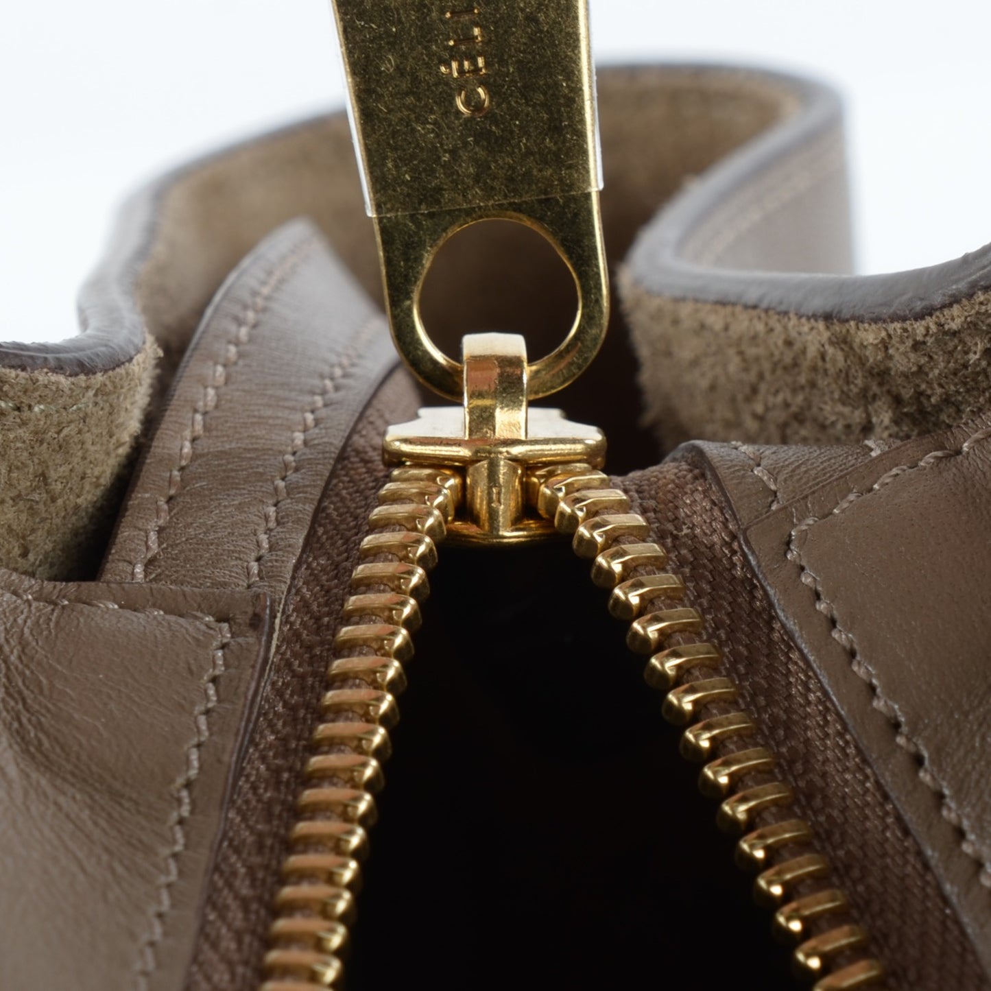 Natural Calfskin Medium Trapeze Taupe
